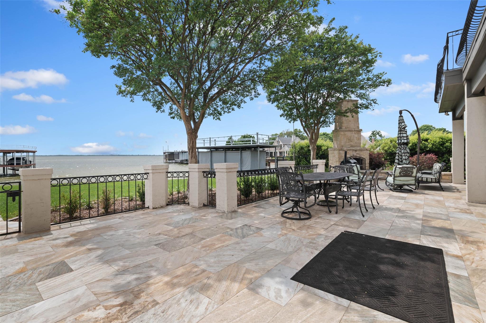 main property photo 36