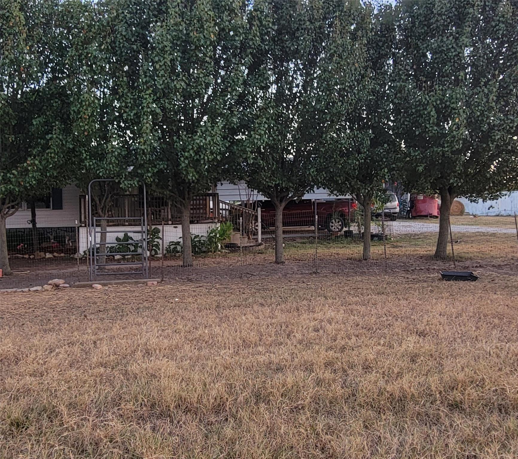 main property photo 14