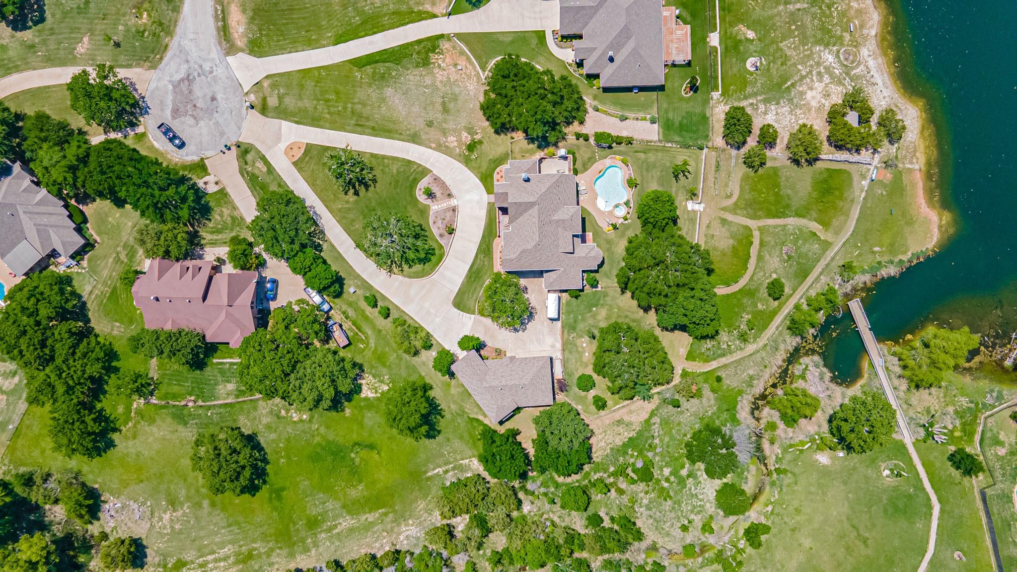 main property photo 21