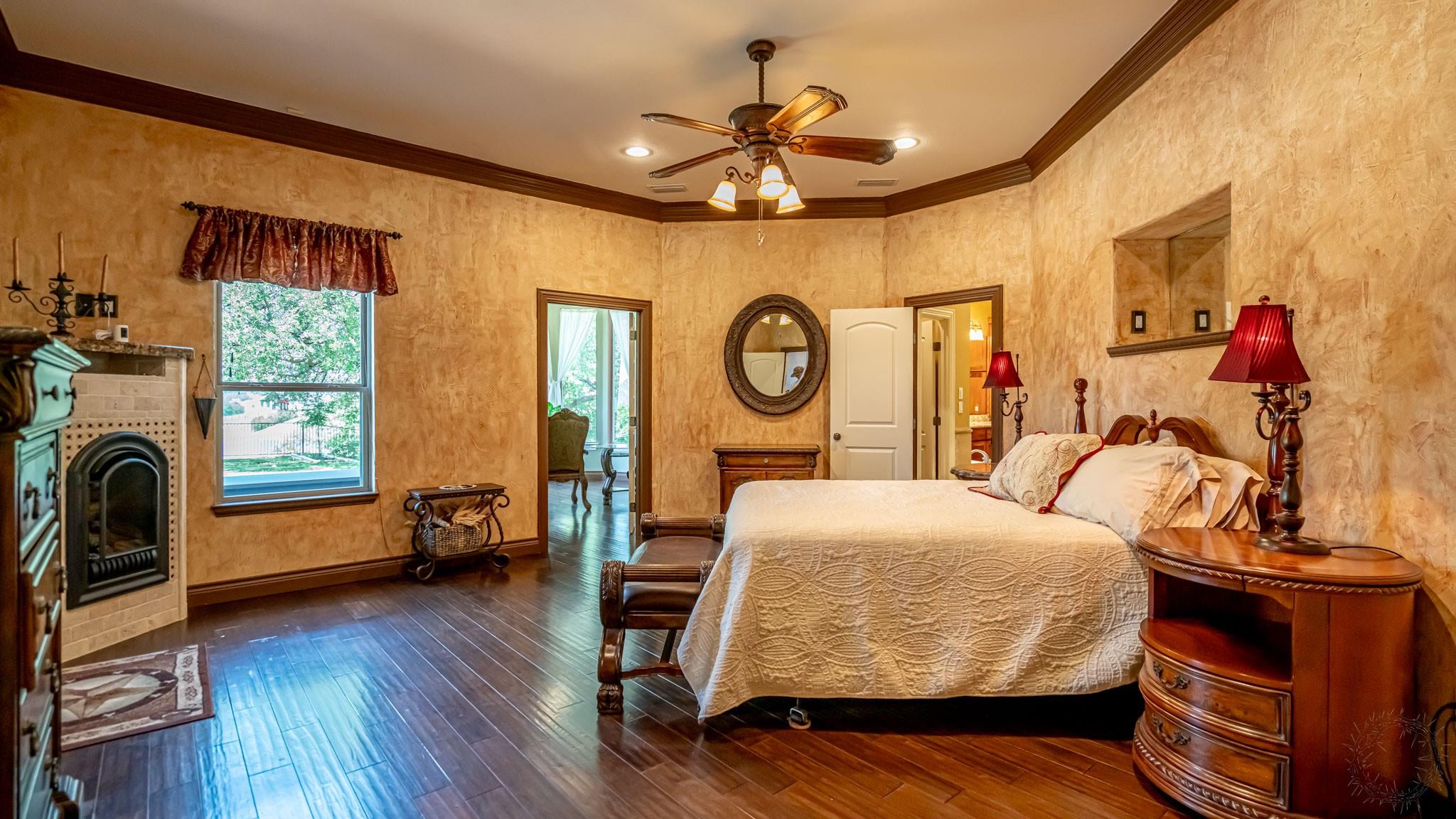 main property photo 7