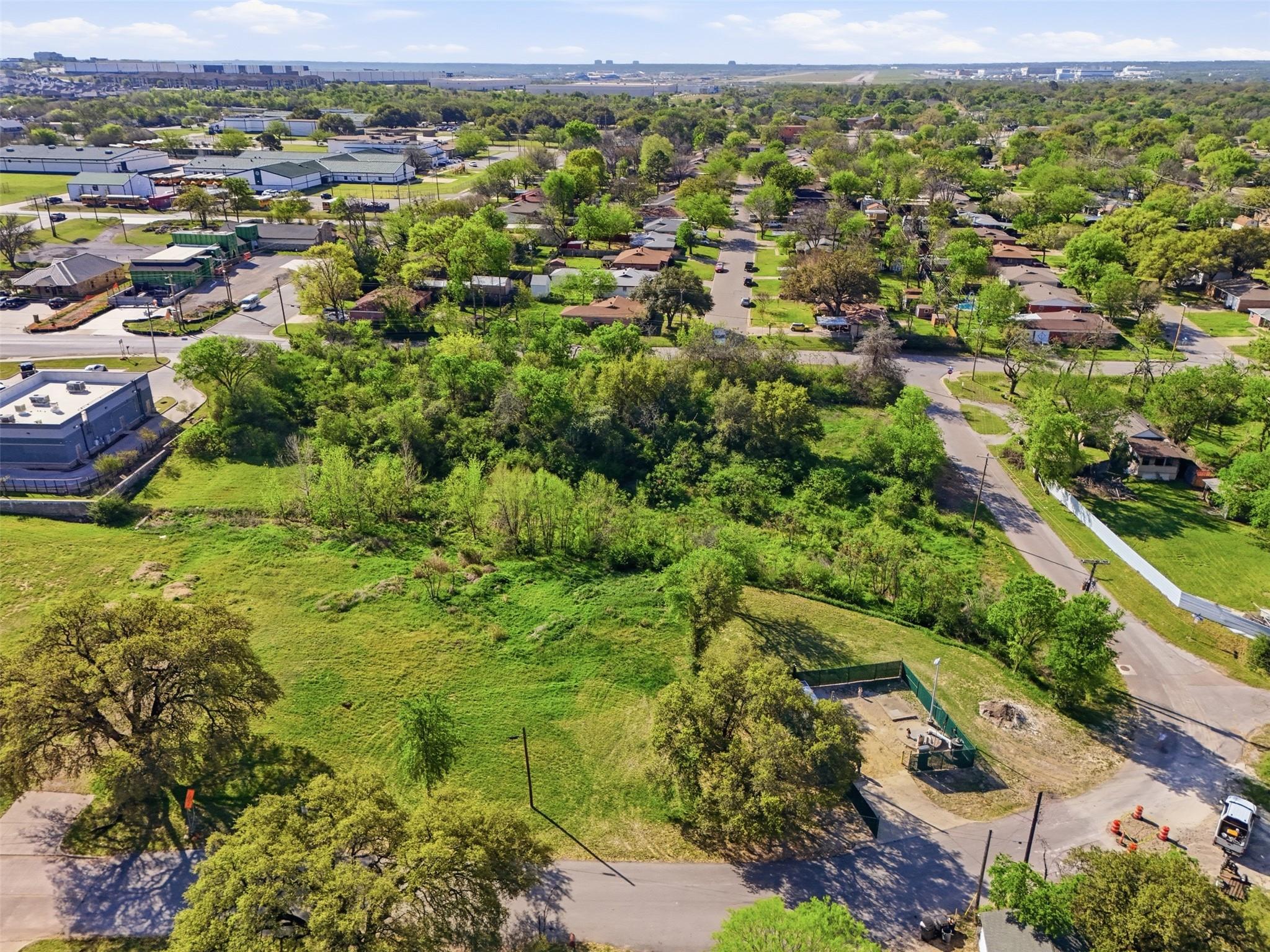 main property photo 9