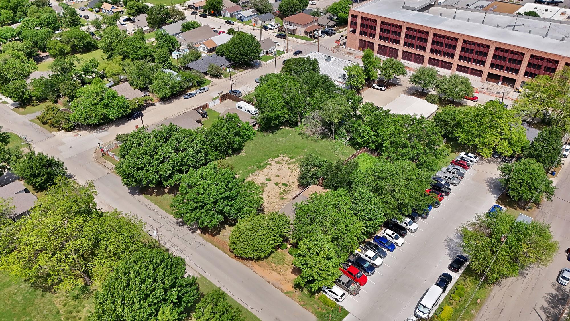 main property photo 5