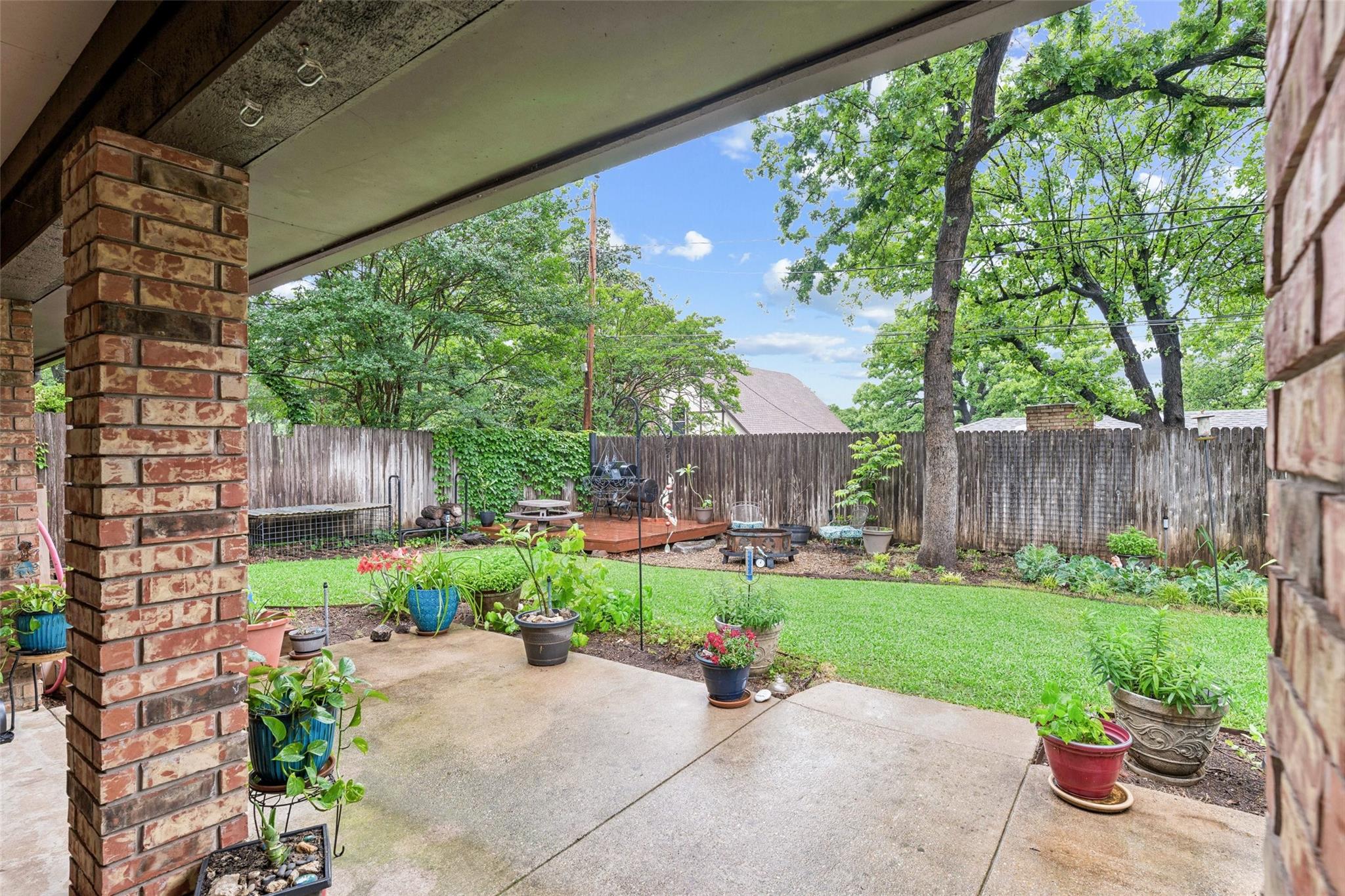 main property photo 24