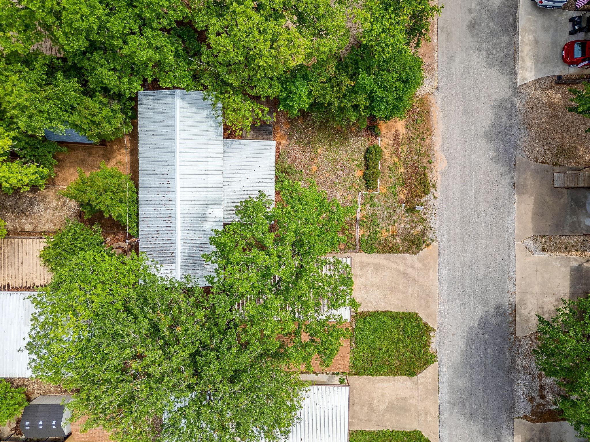 main property photo 13