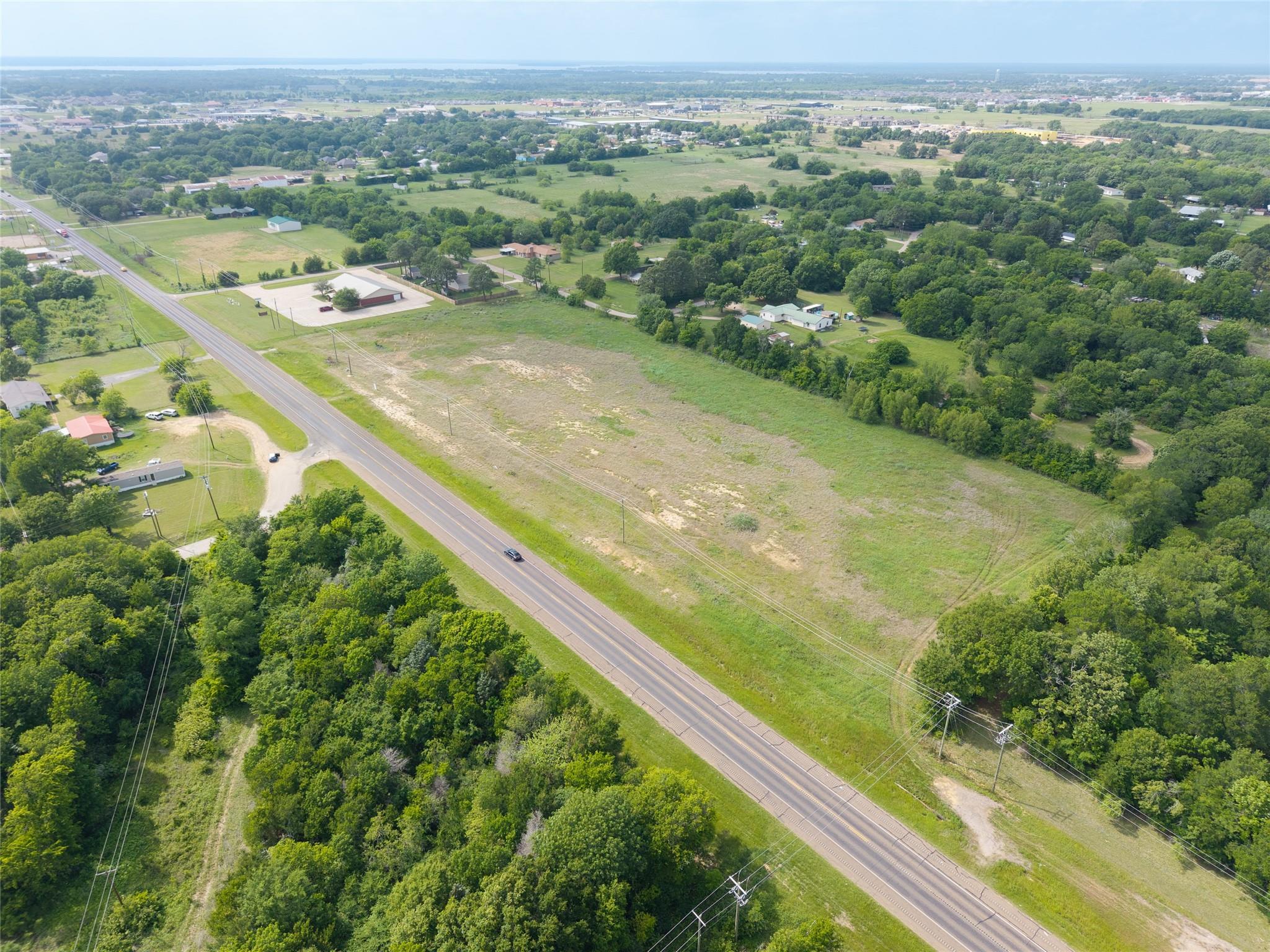 main property photo 14