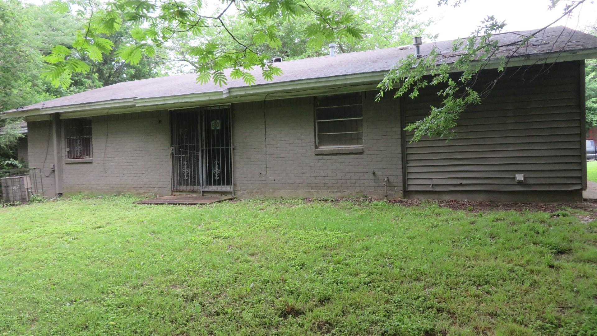 main property photo 20