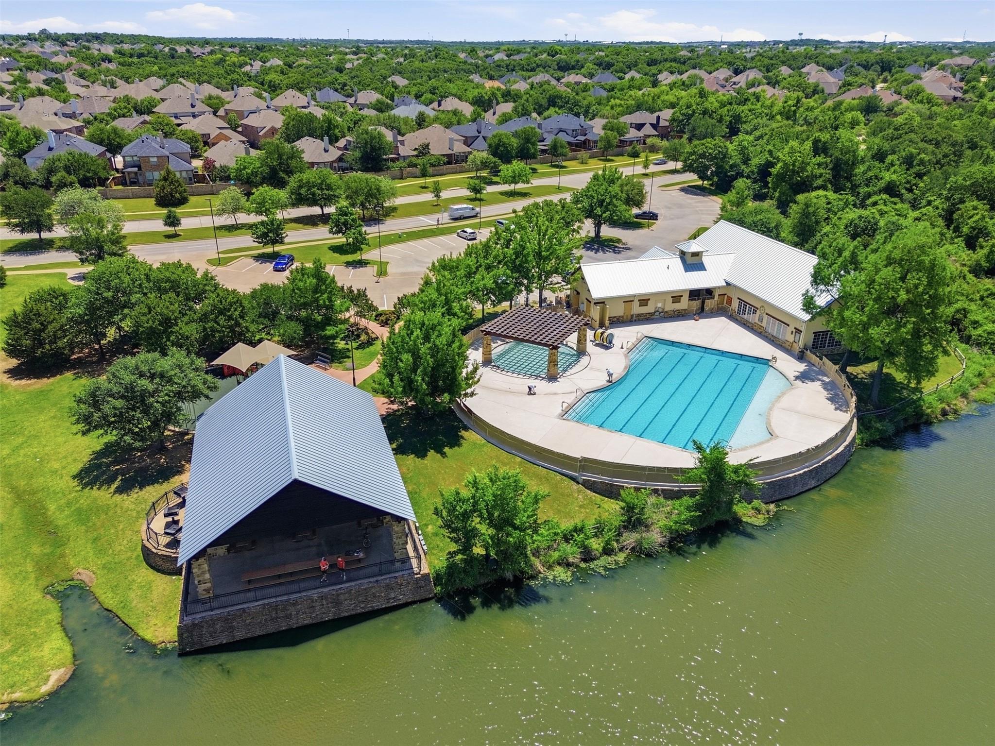 main property photo 38