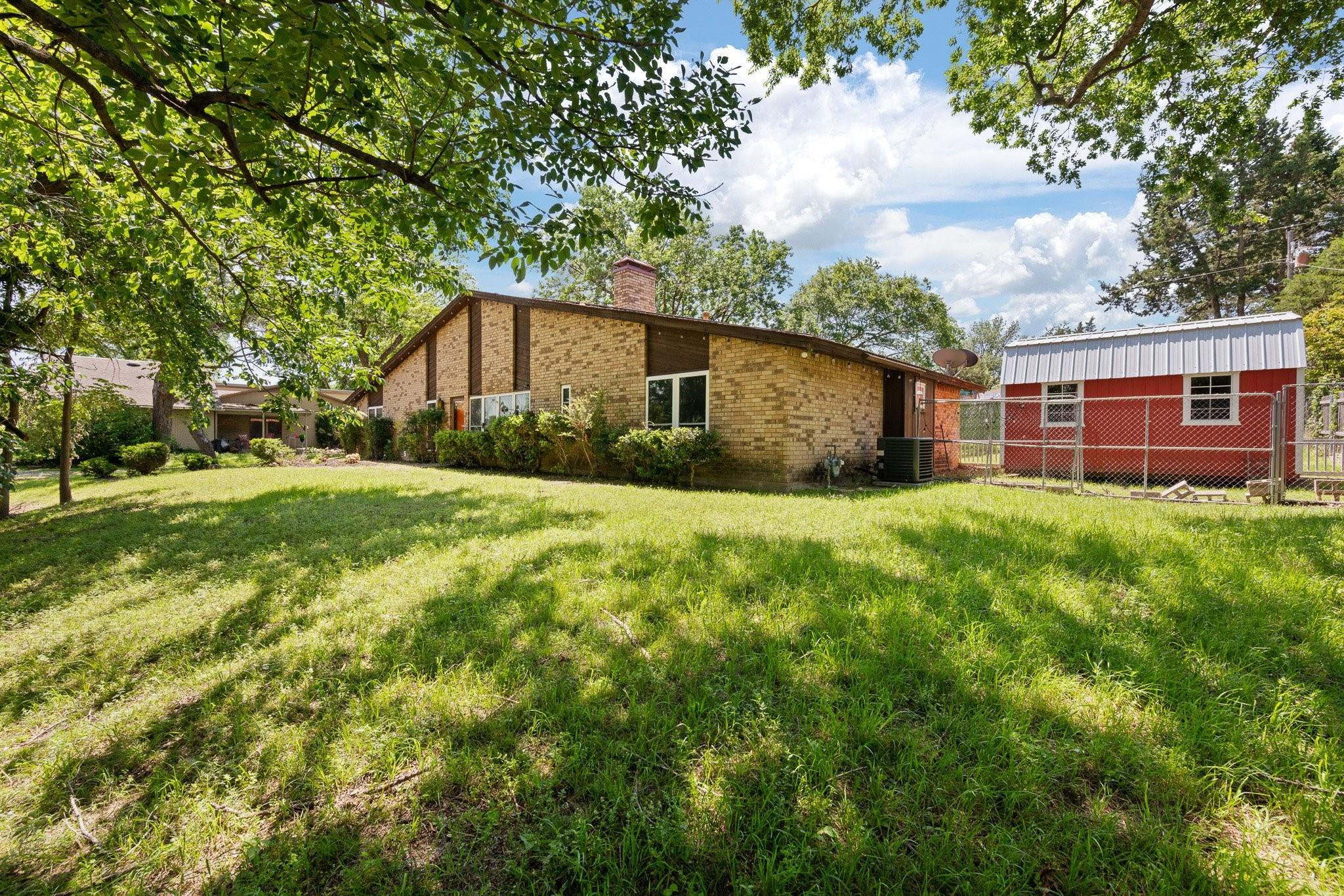 property viewer photo 2