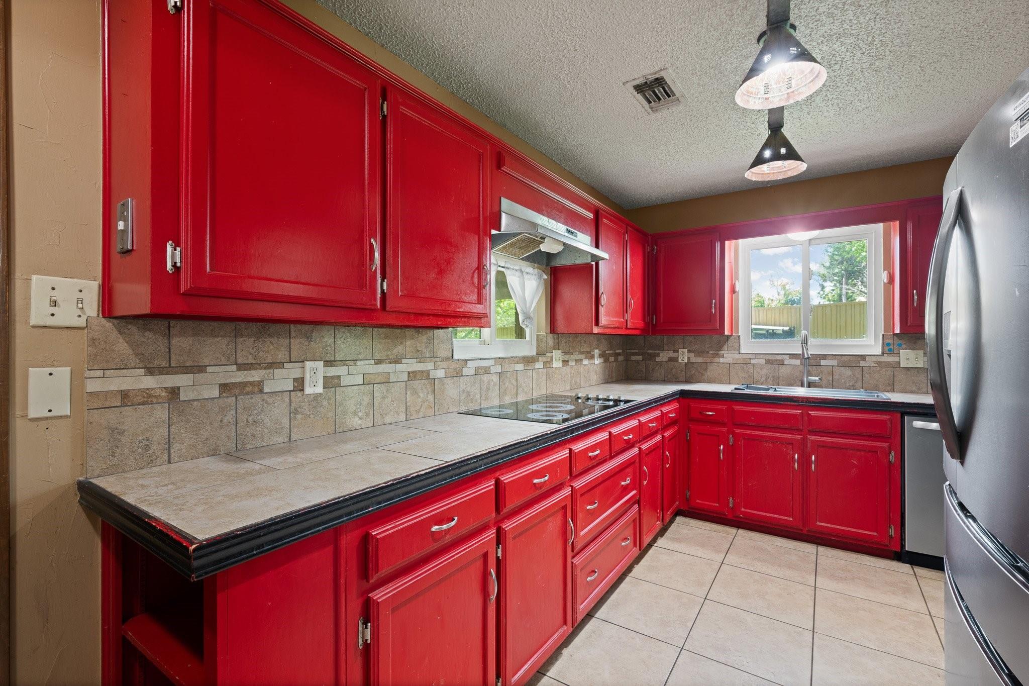 property viewer photo 7