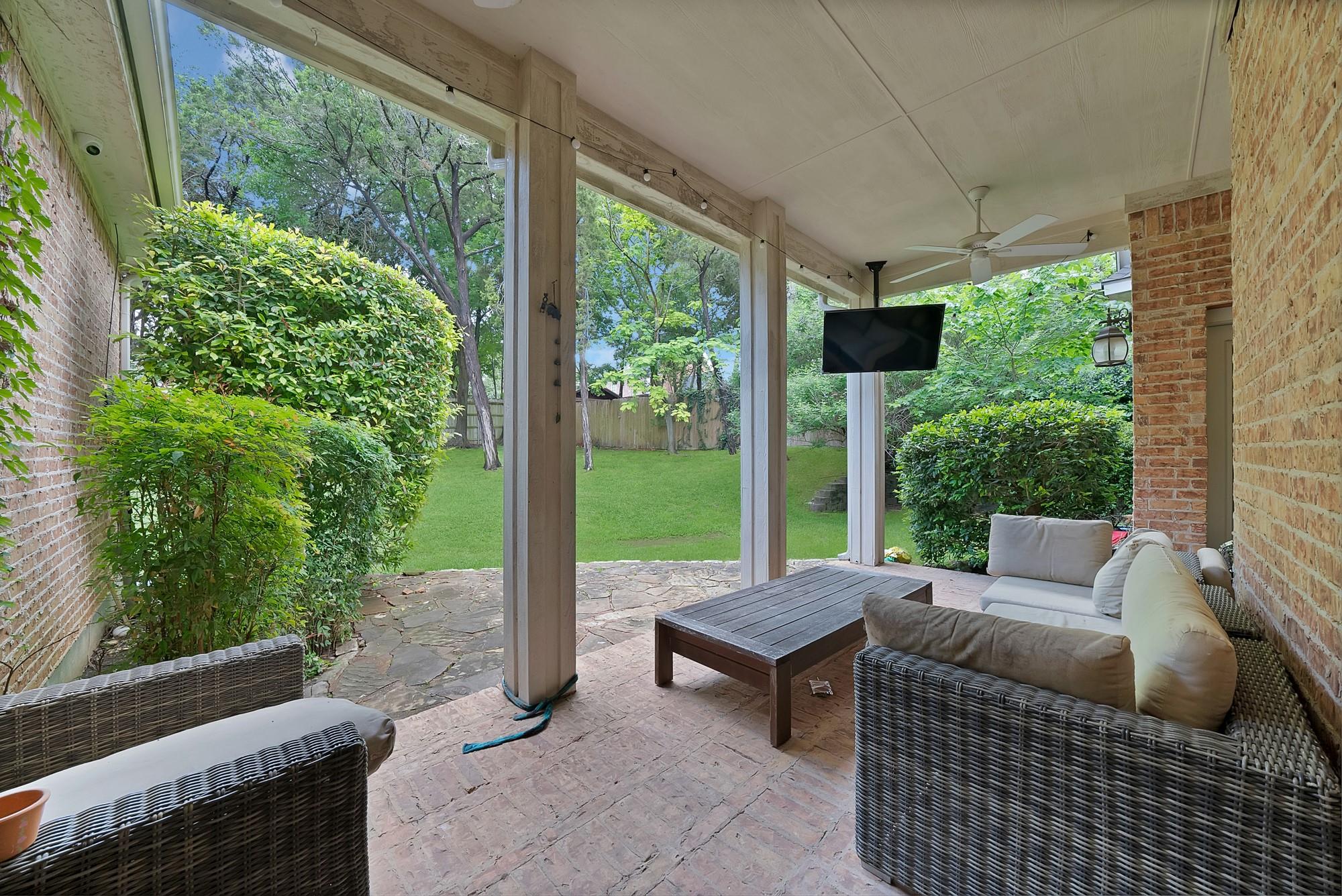 main property photo 26