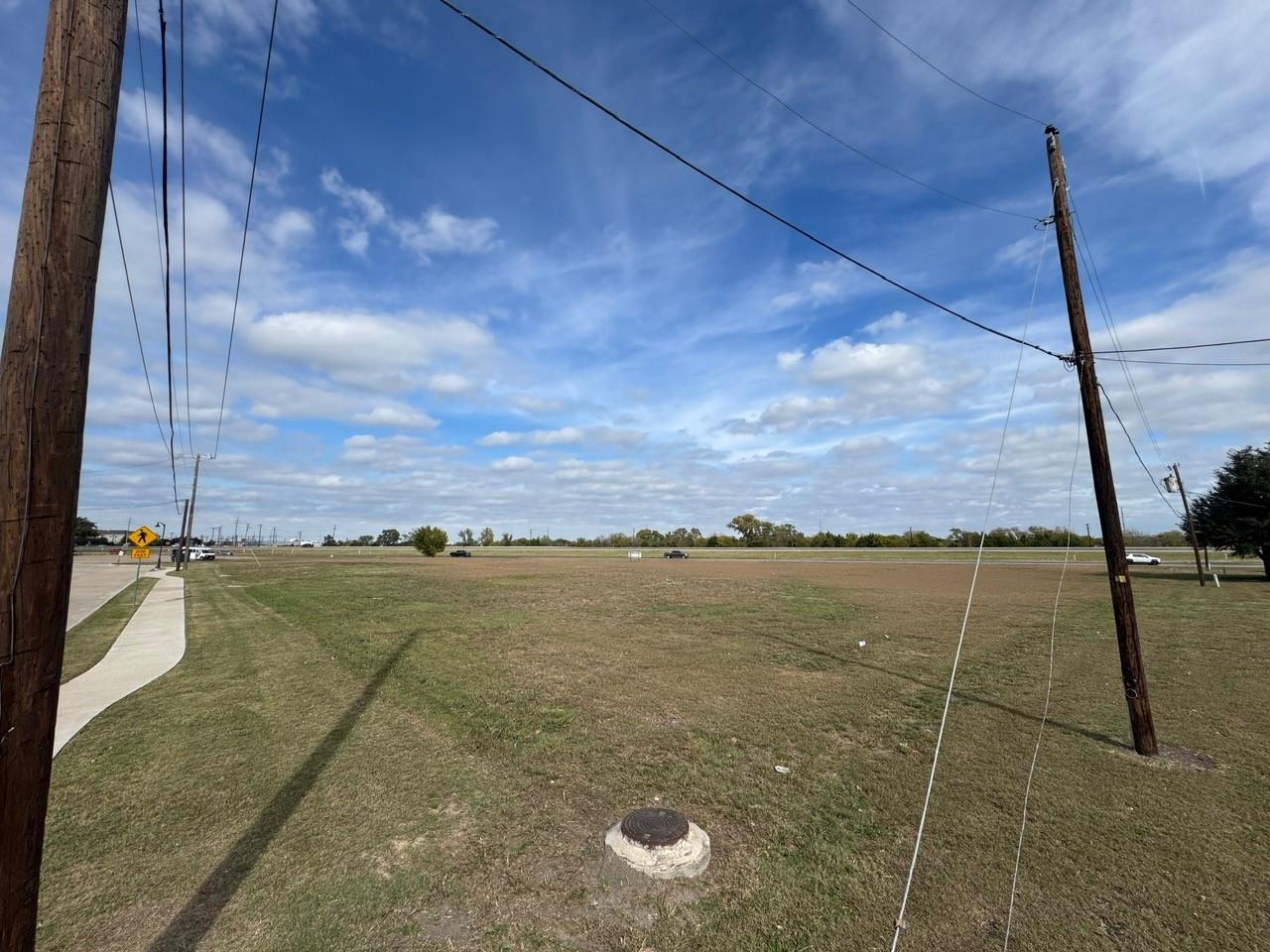 main property photo 7