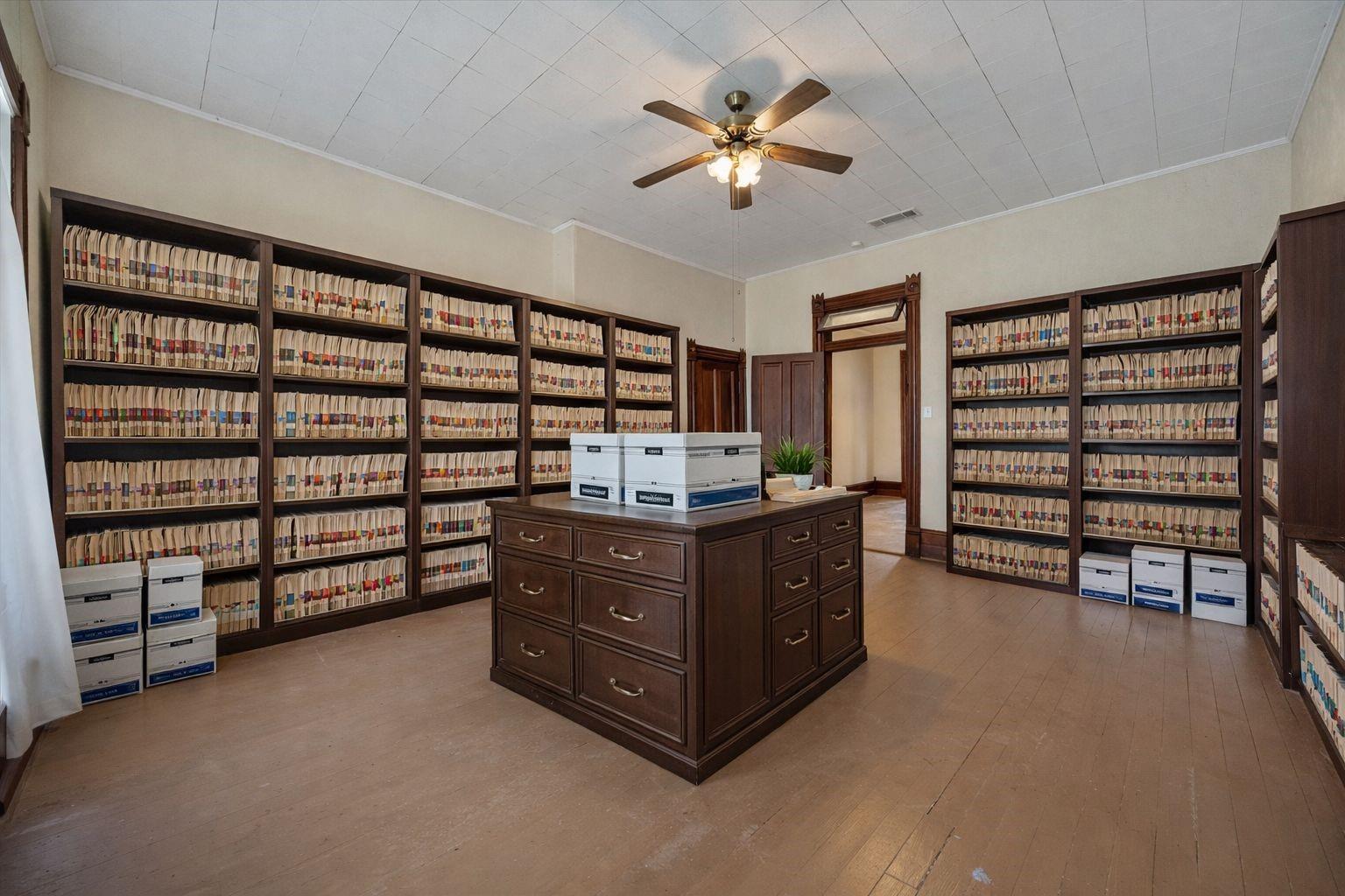 main property photo 12
