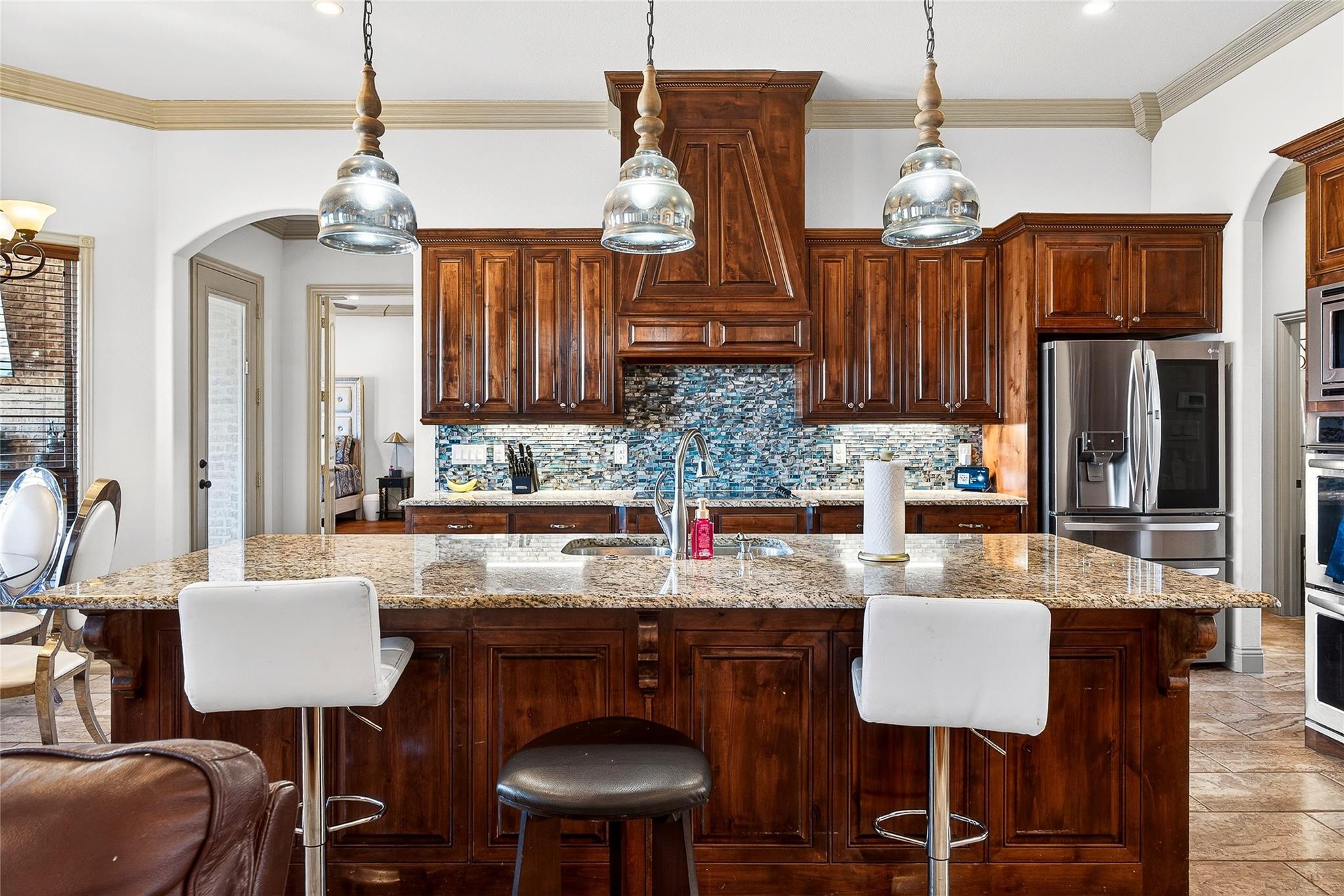 main property photo 27