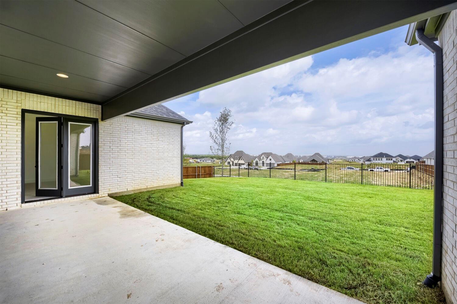 main property photo 22