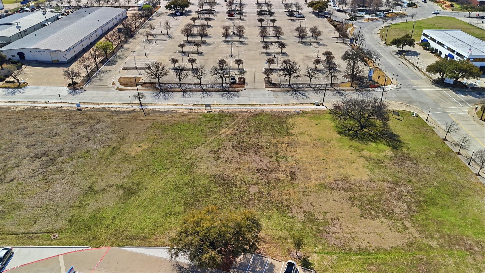 main property photo 7