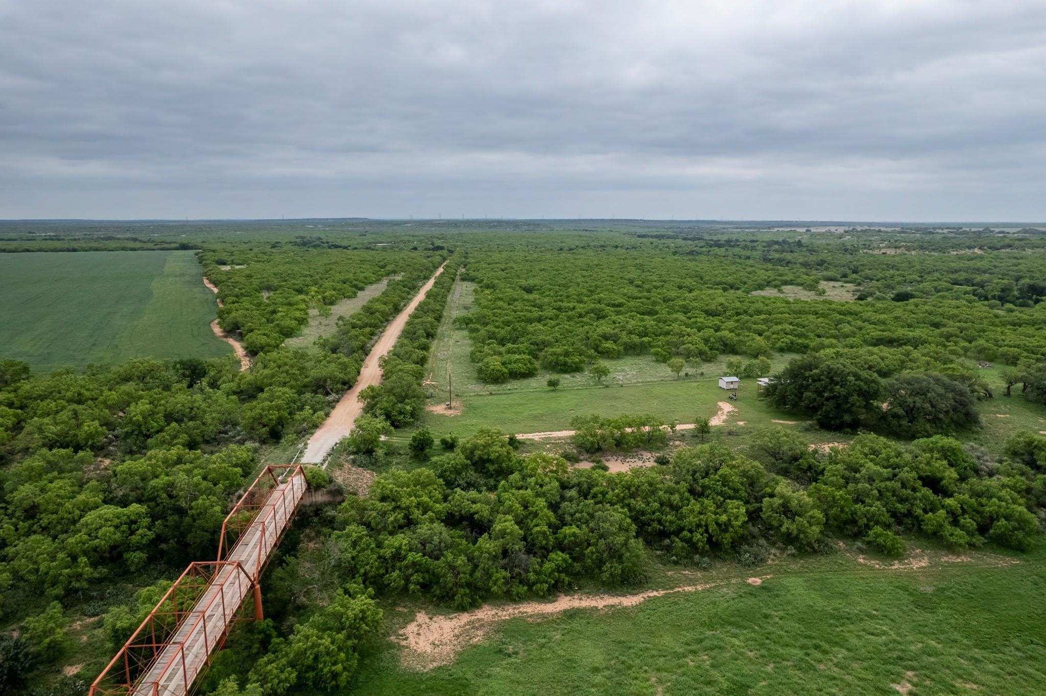 main property photo 15