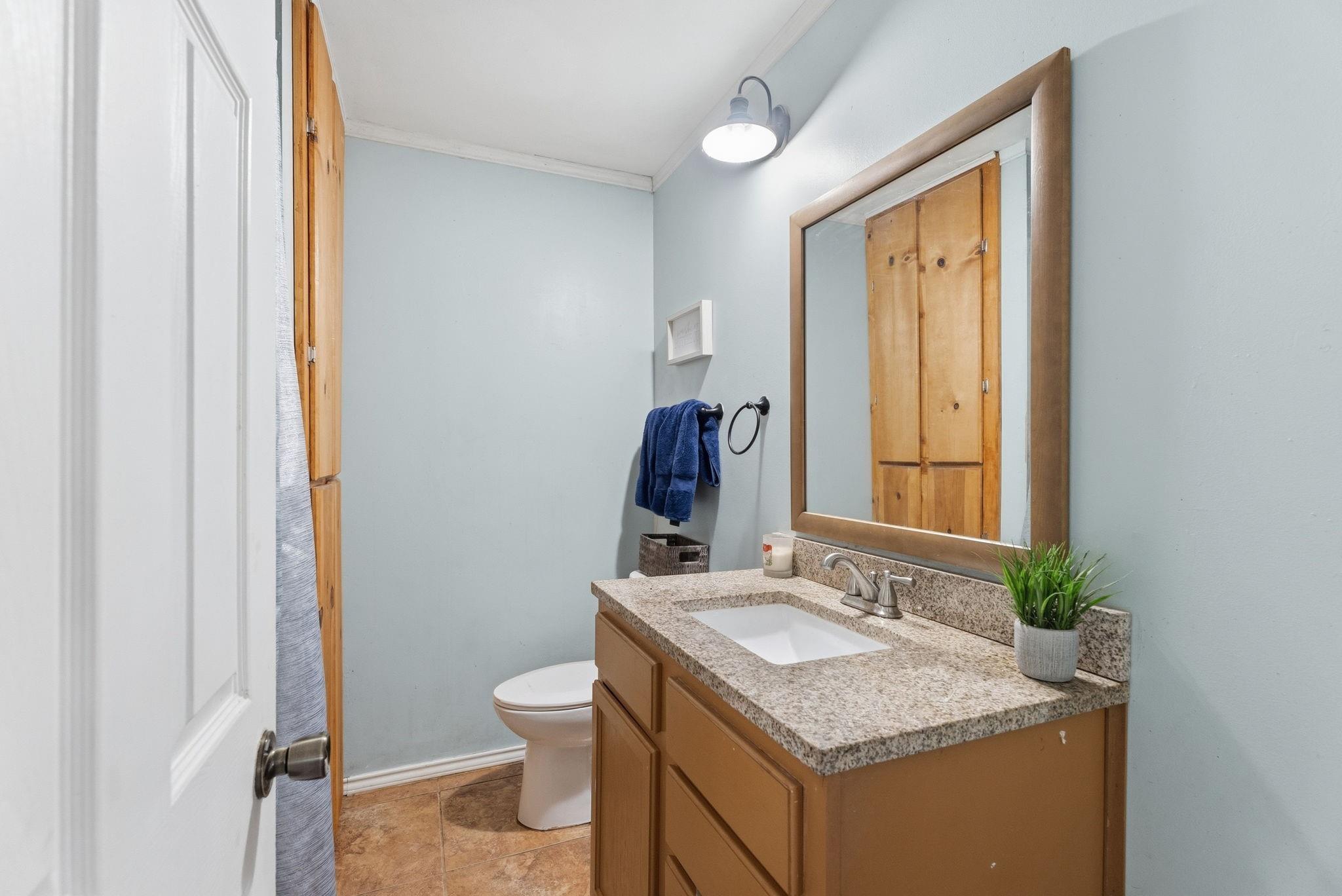 main property photo 12