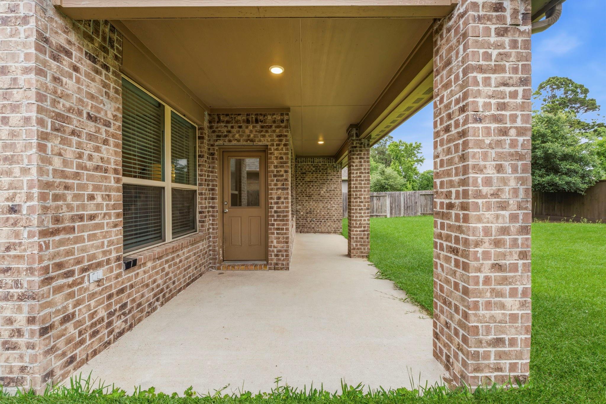 main property photo 29