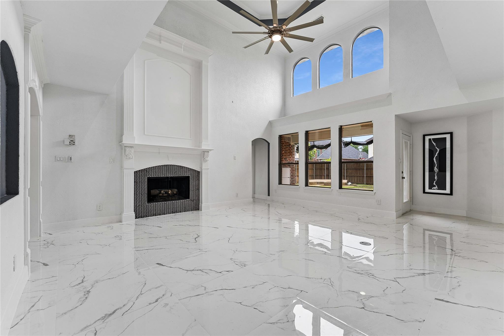property viewer photo 7