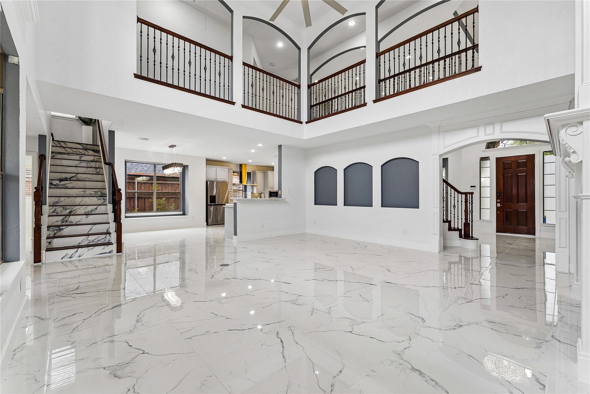 property viewer photo 9