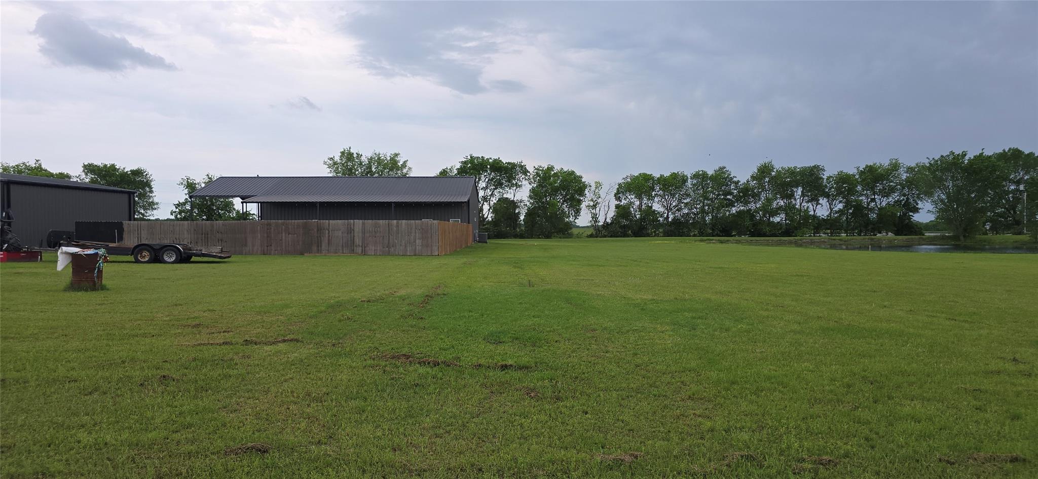 main property photo 25