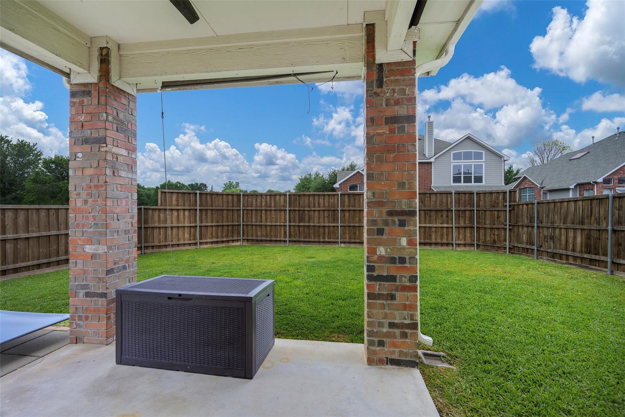 main property photo 29