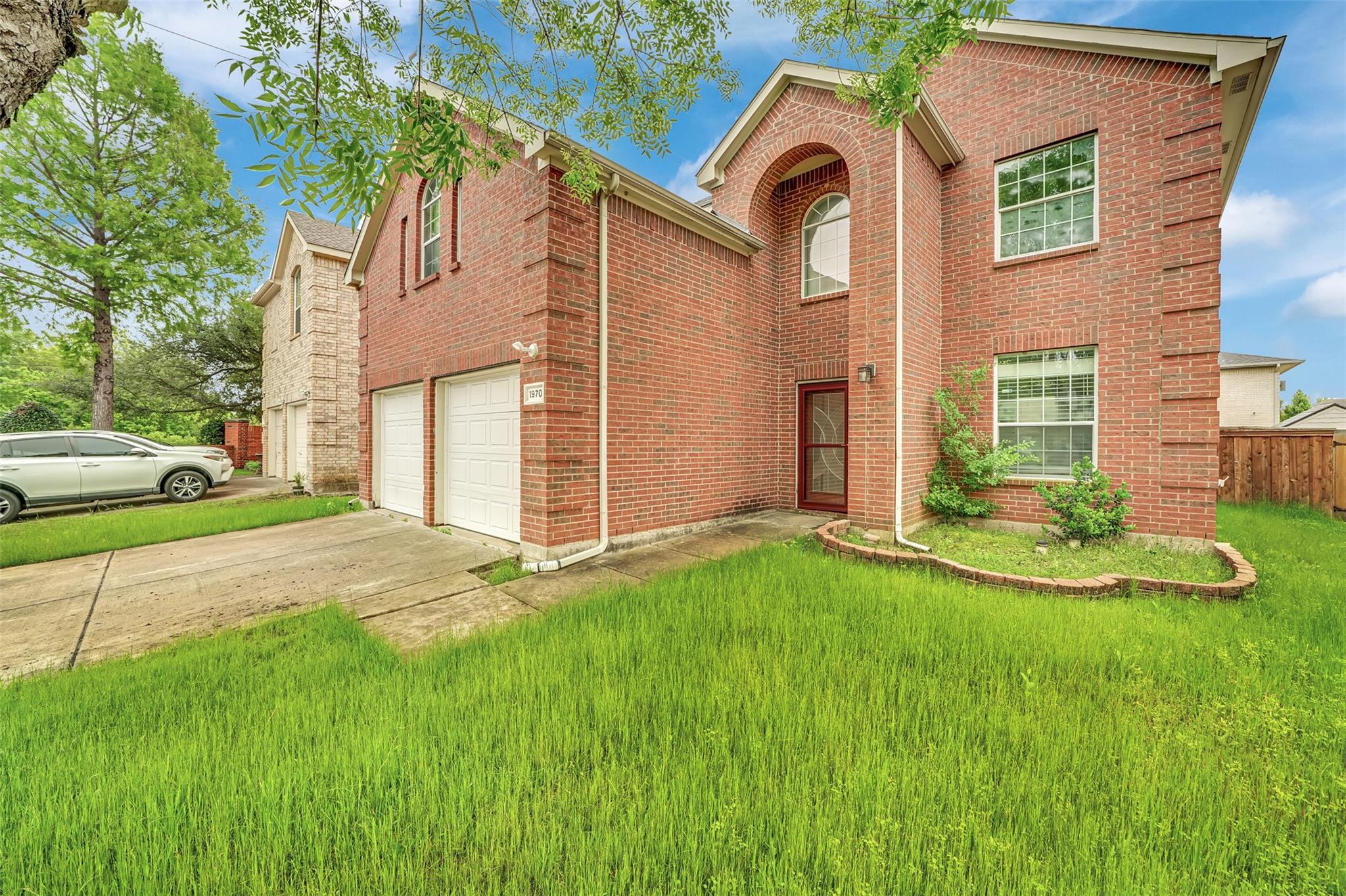 main property photo 2