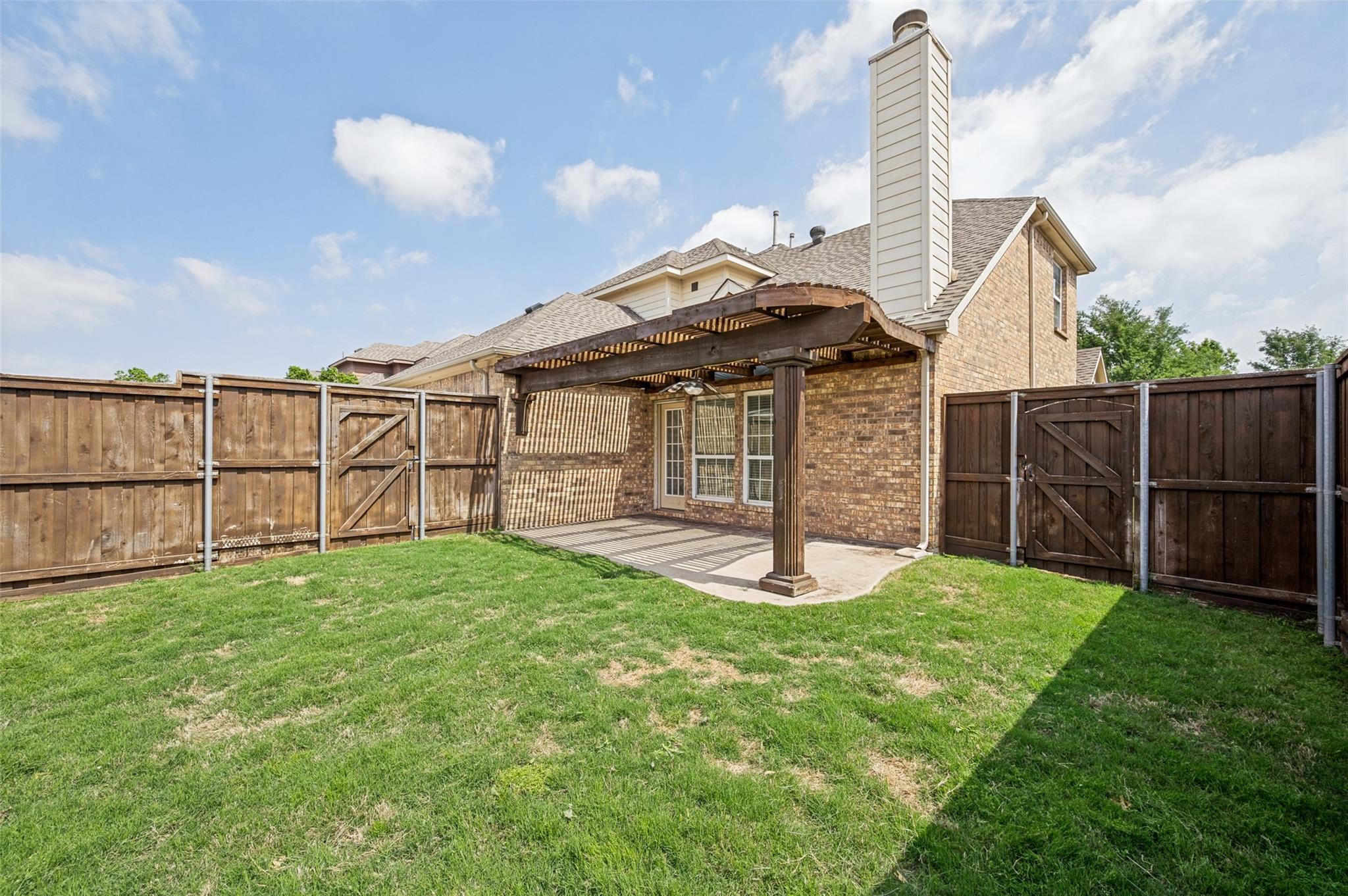 main property photo 36