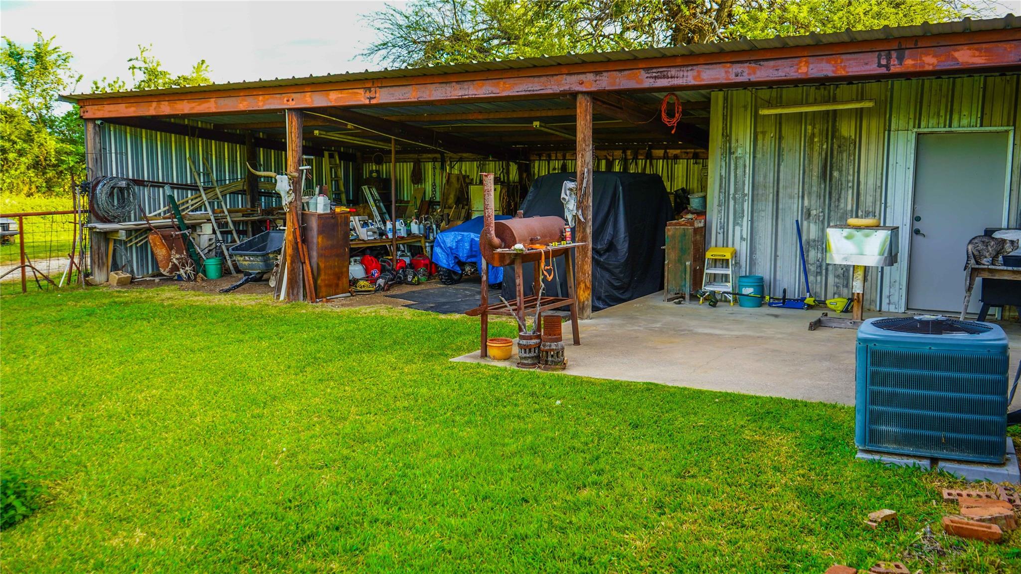 main property photo 32