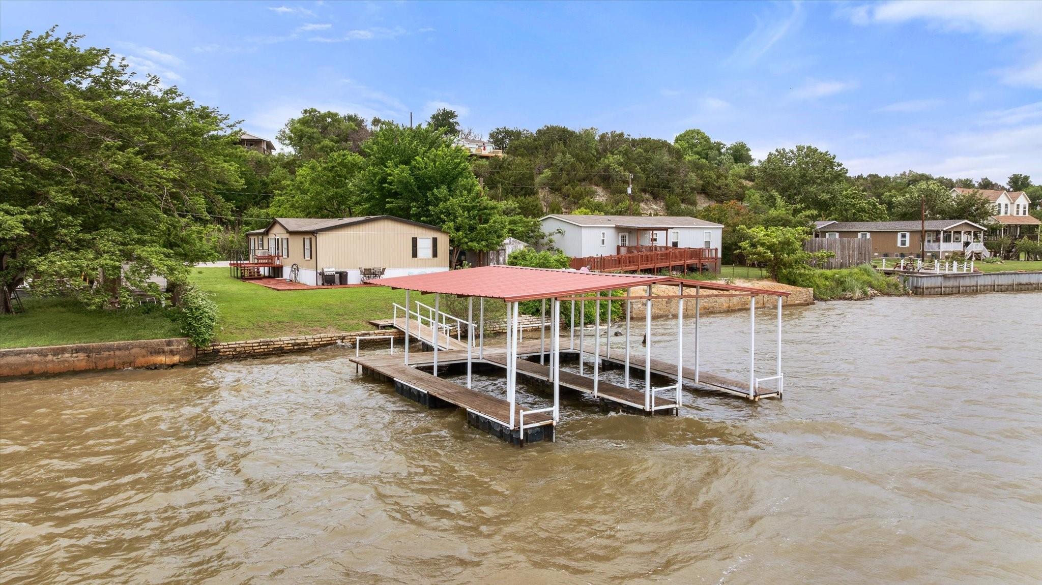 main property photo 3