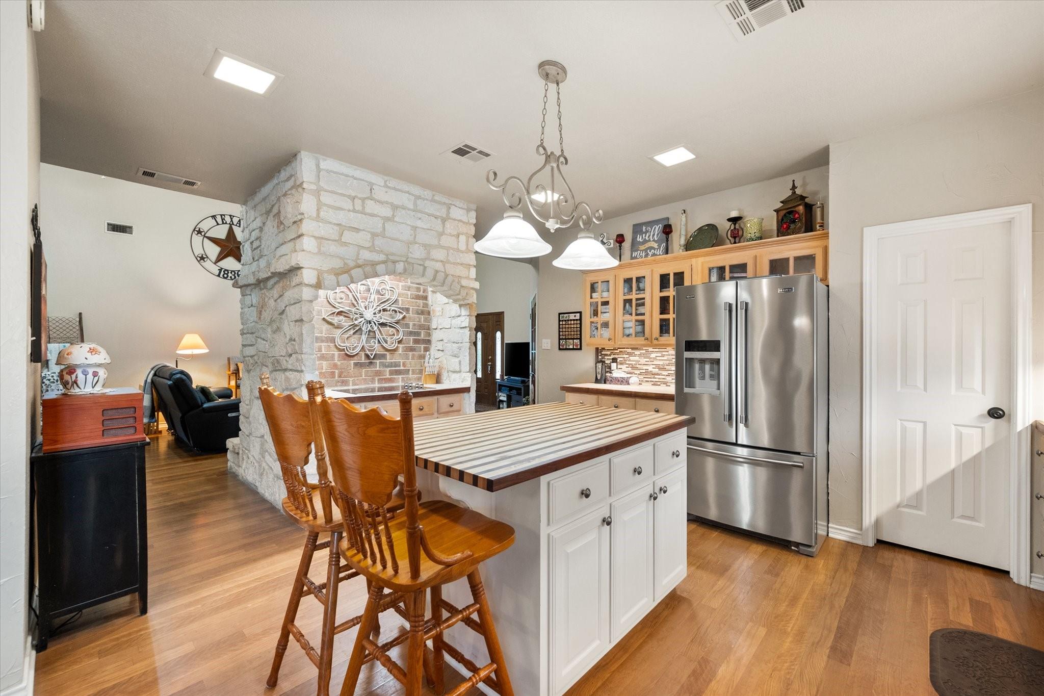 main property photo 13