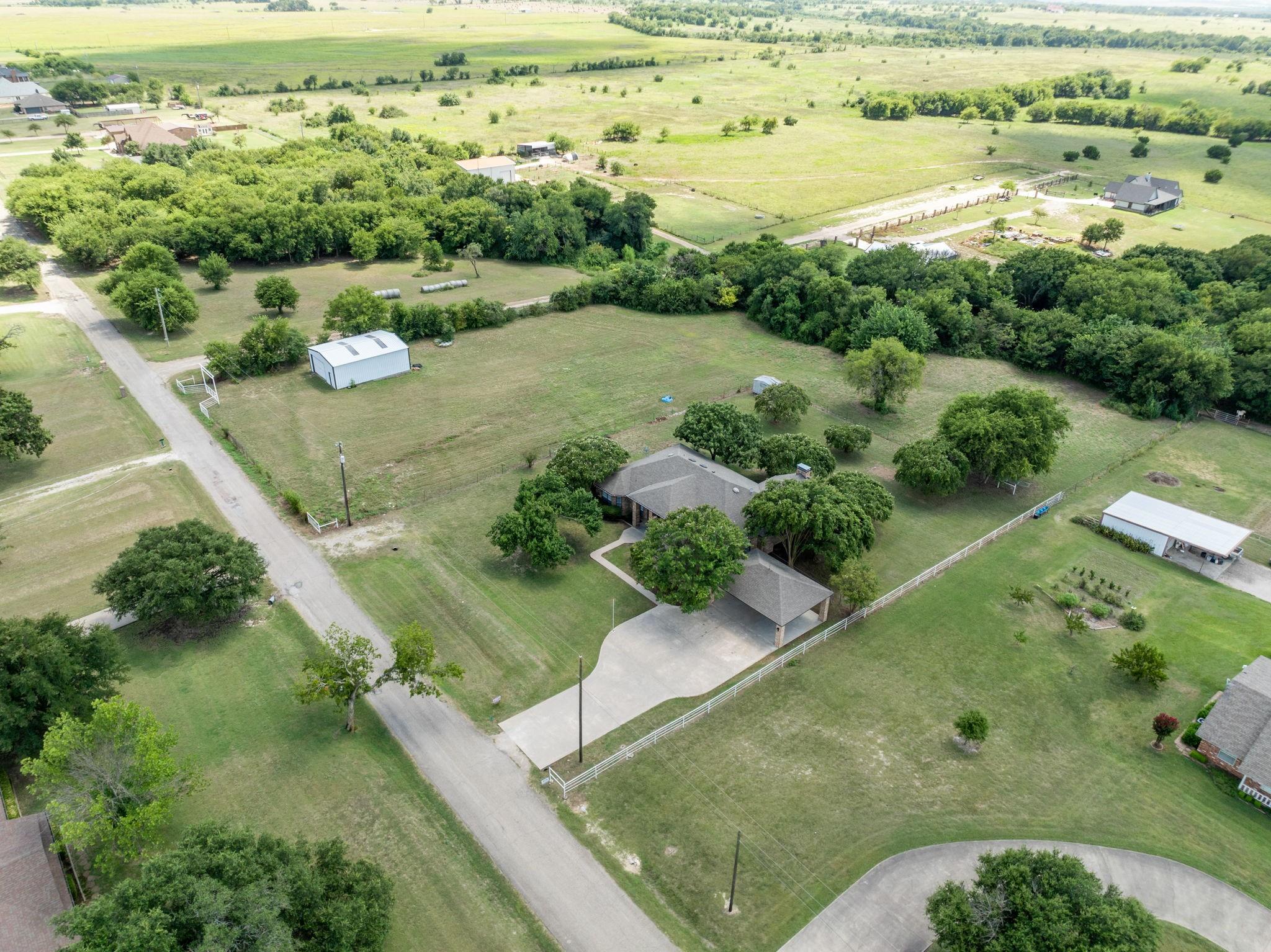 main property photo 39