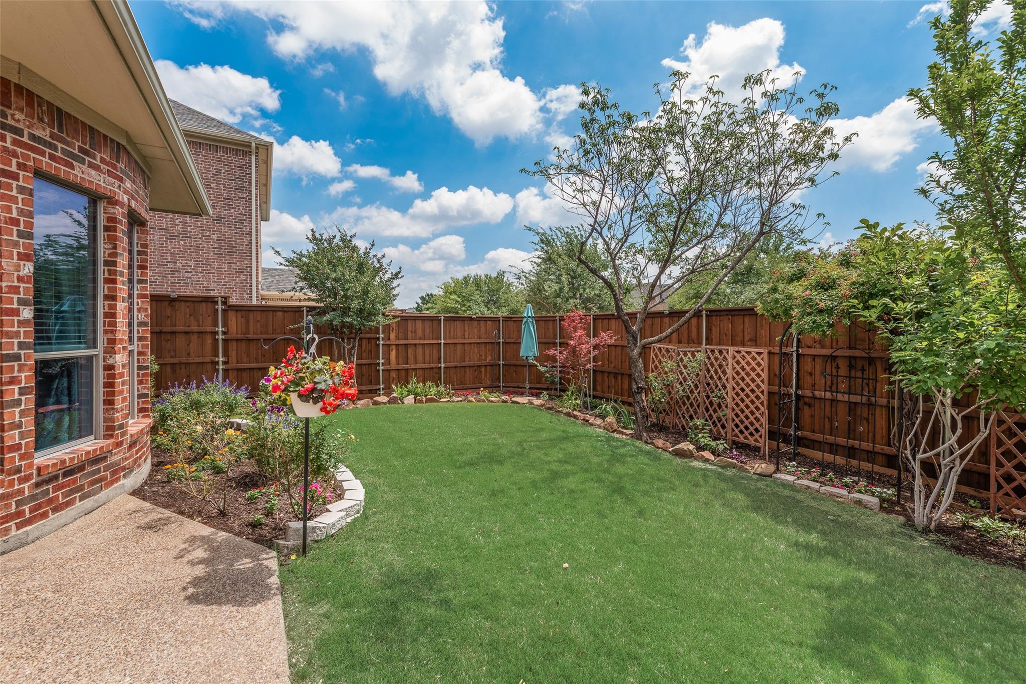 main property photo 26