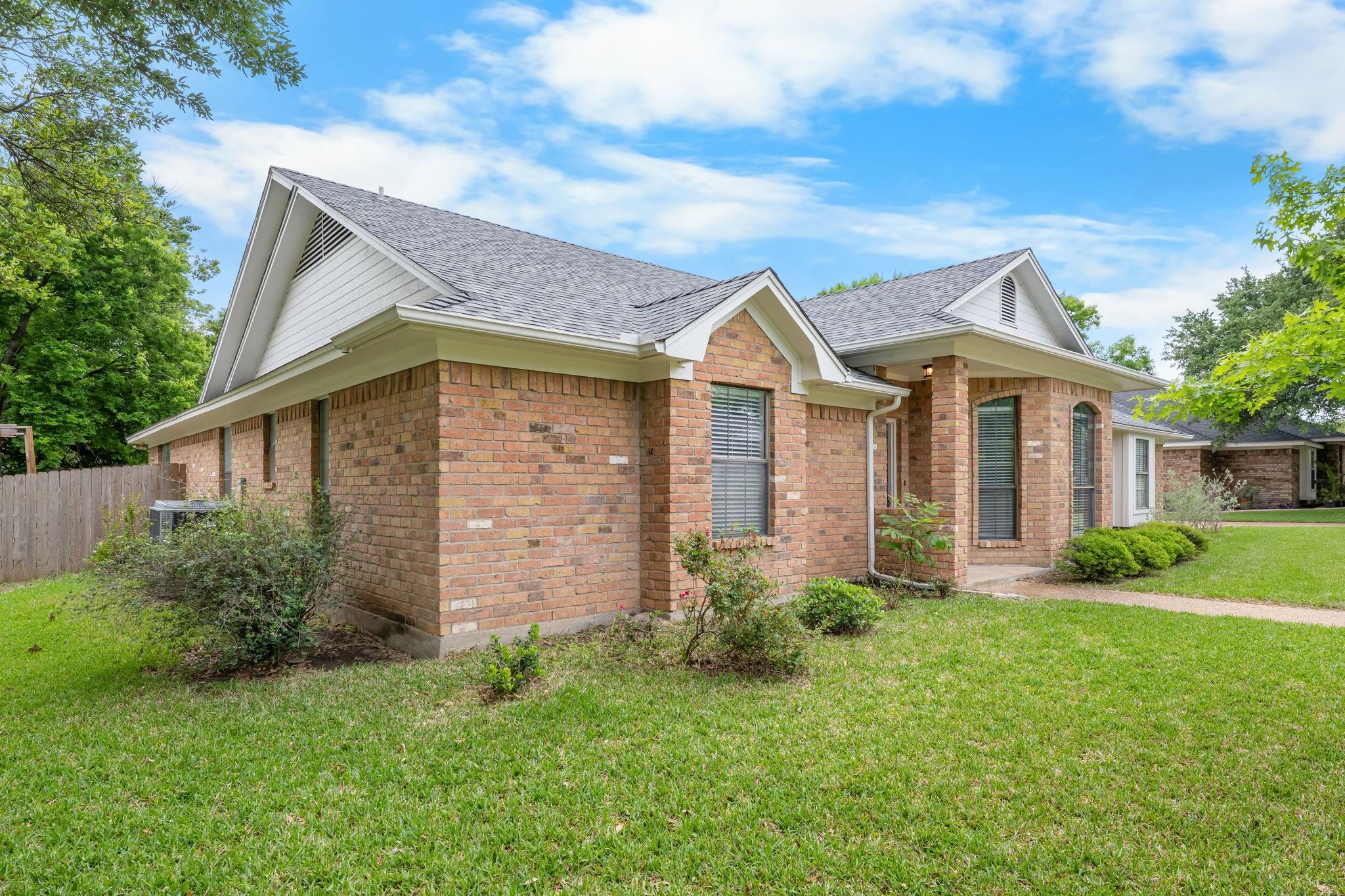 property viewer photo 1