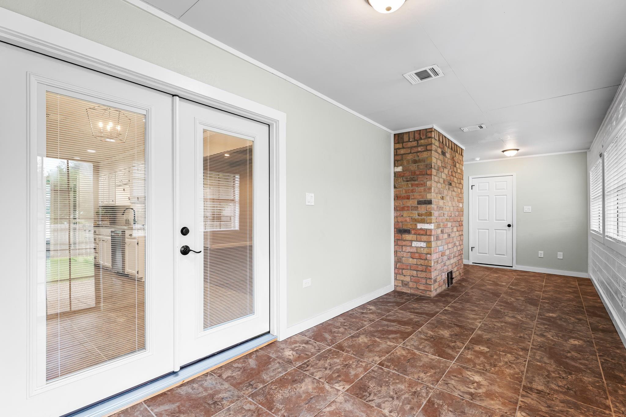 property viewer photo 33