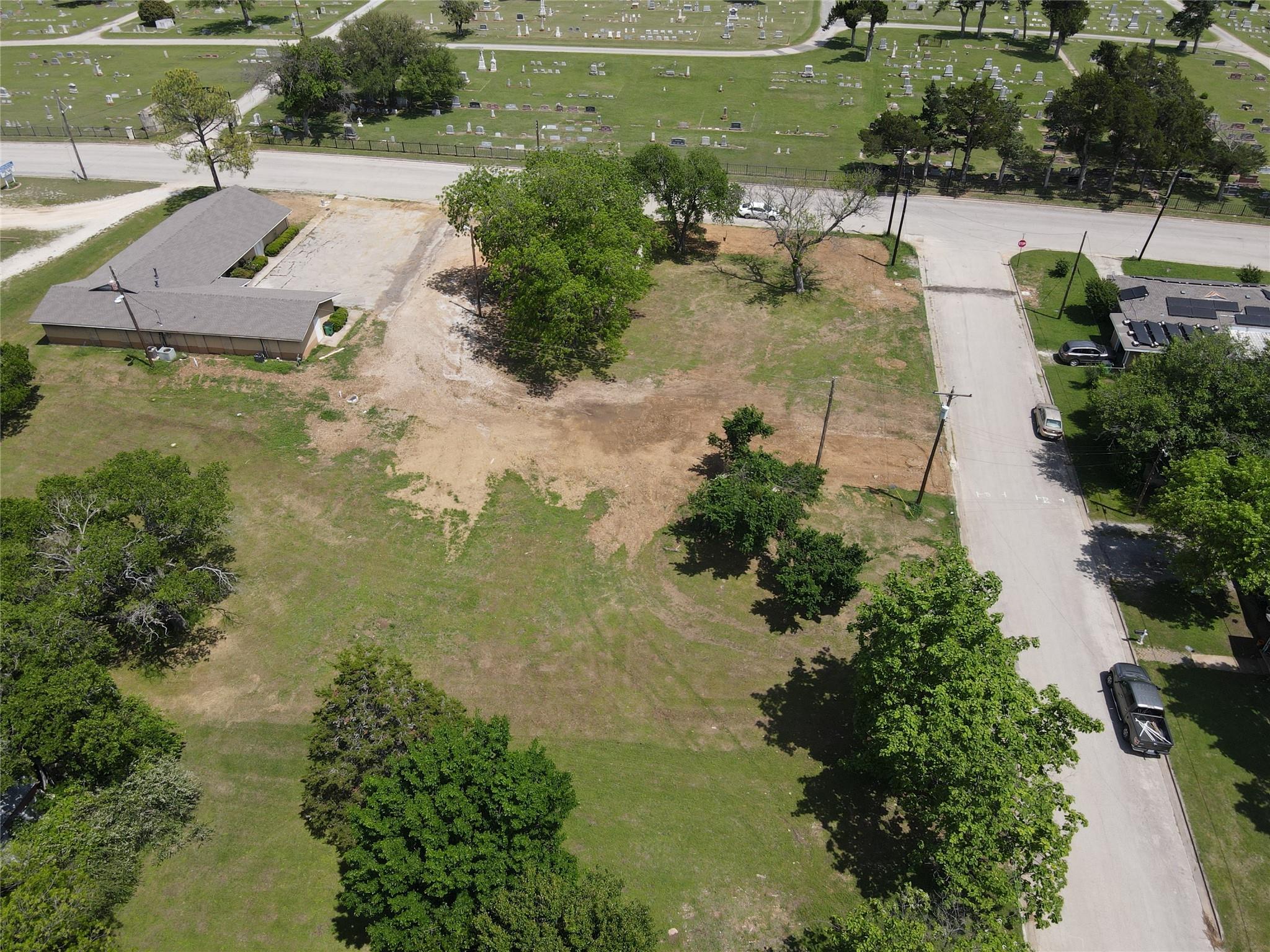 main property photo 14