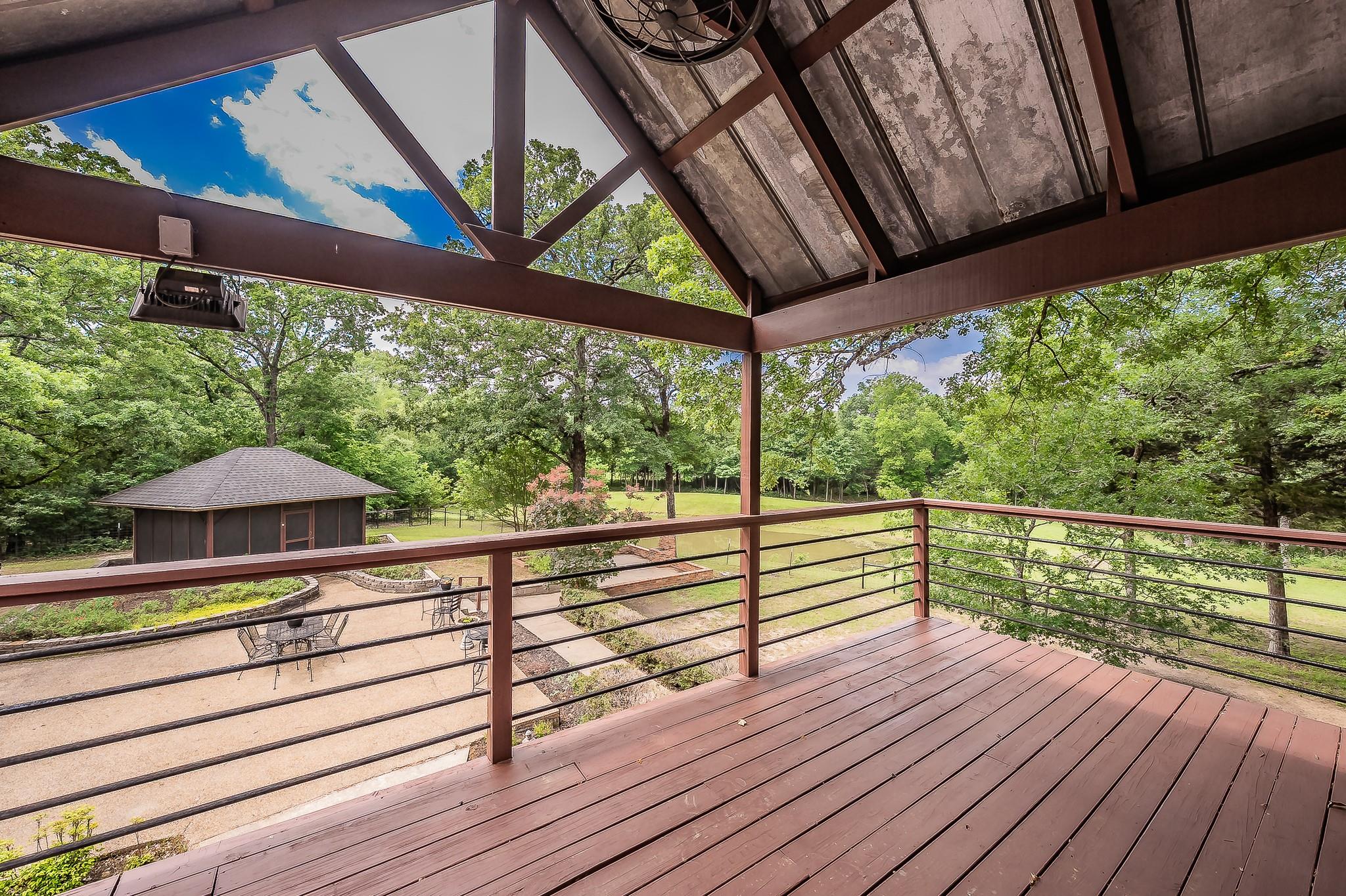 main property photo 22