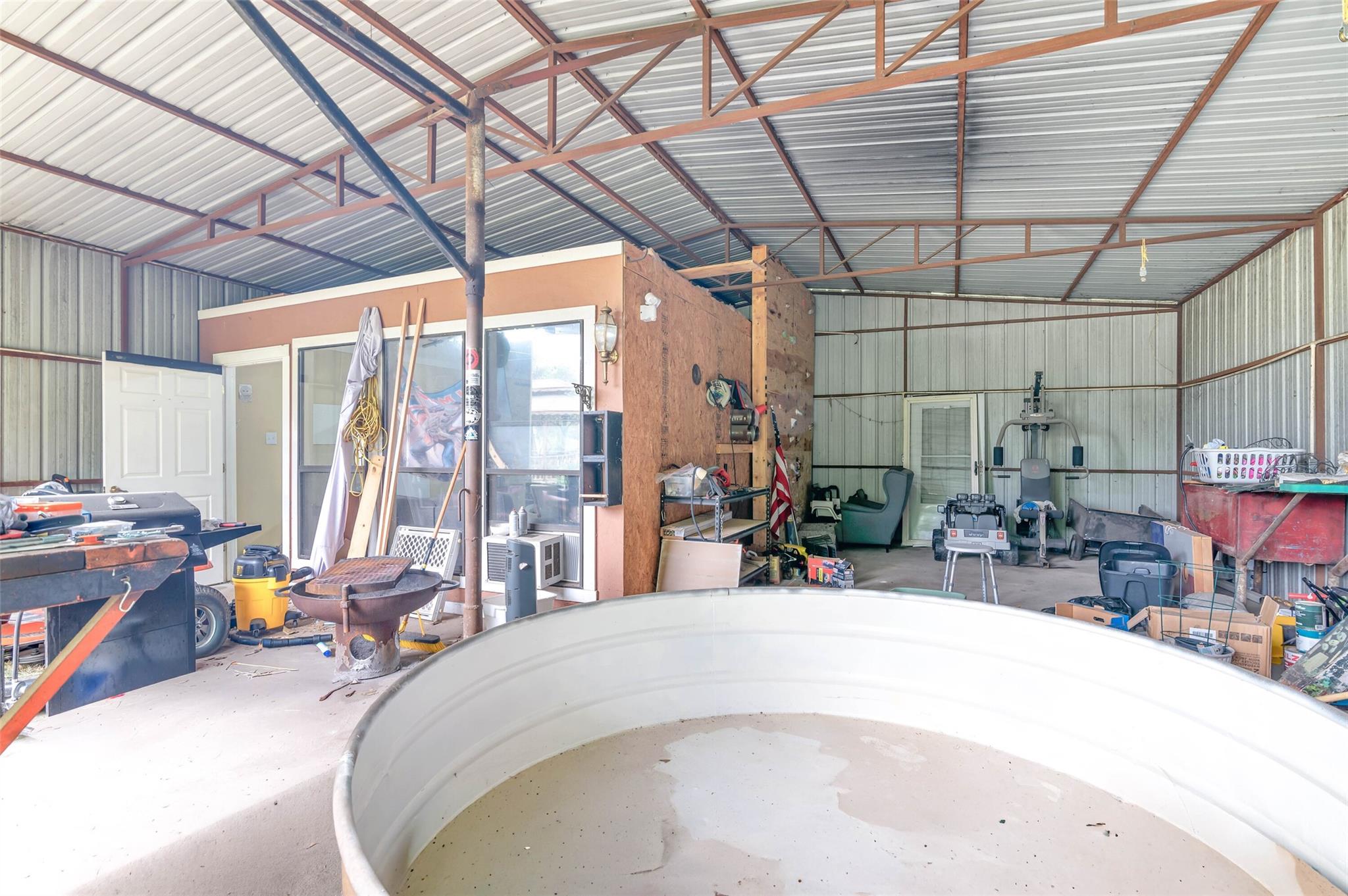 main property photo 19