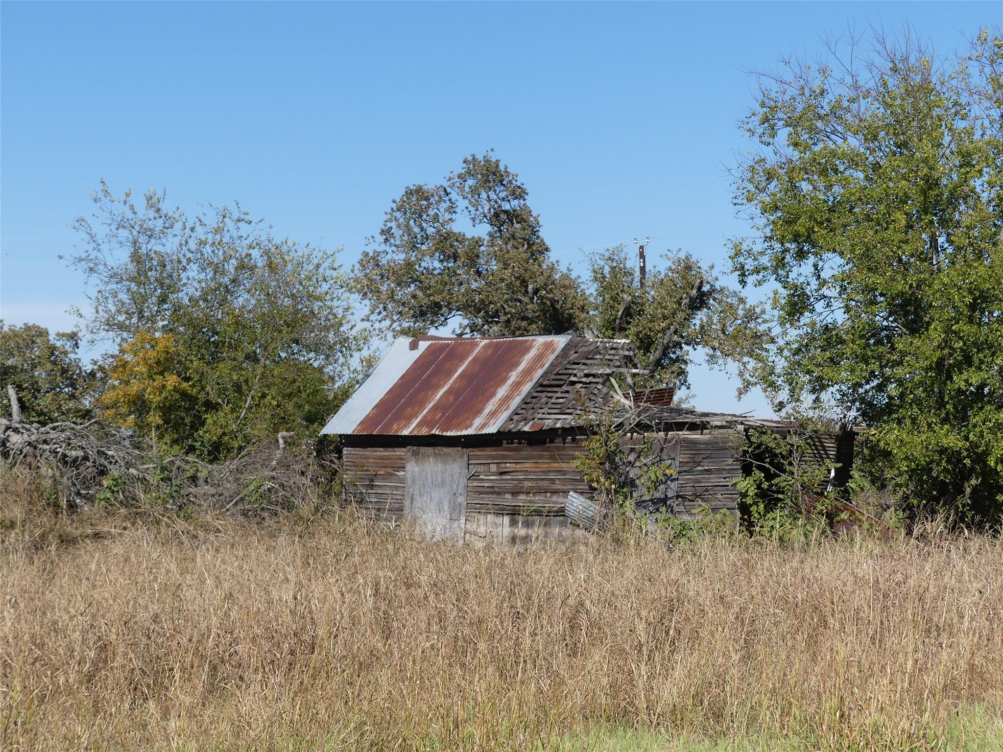 main property photo 24