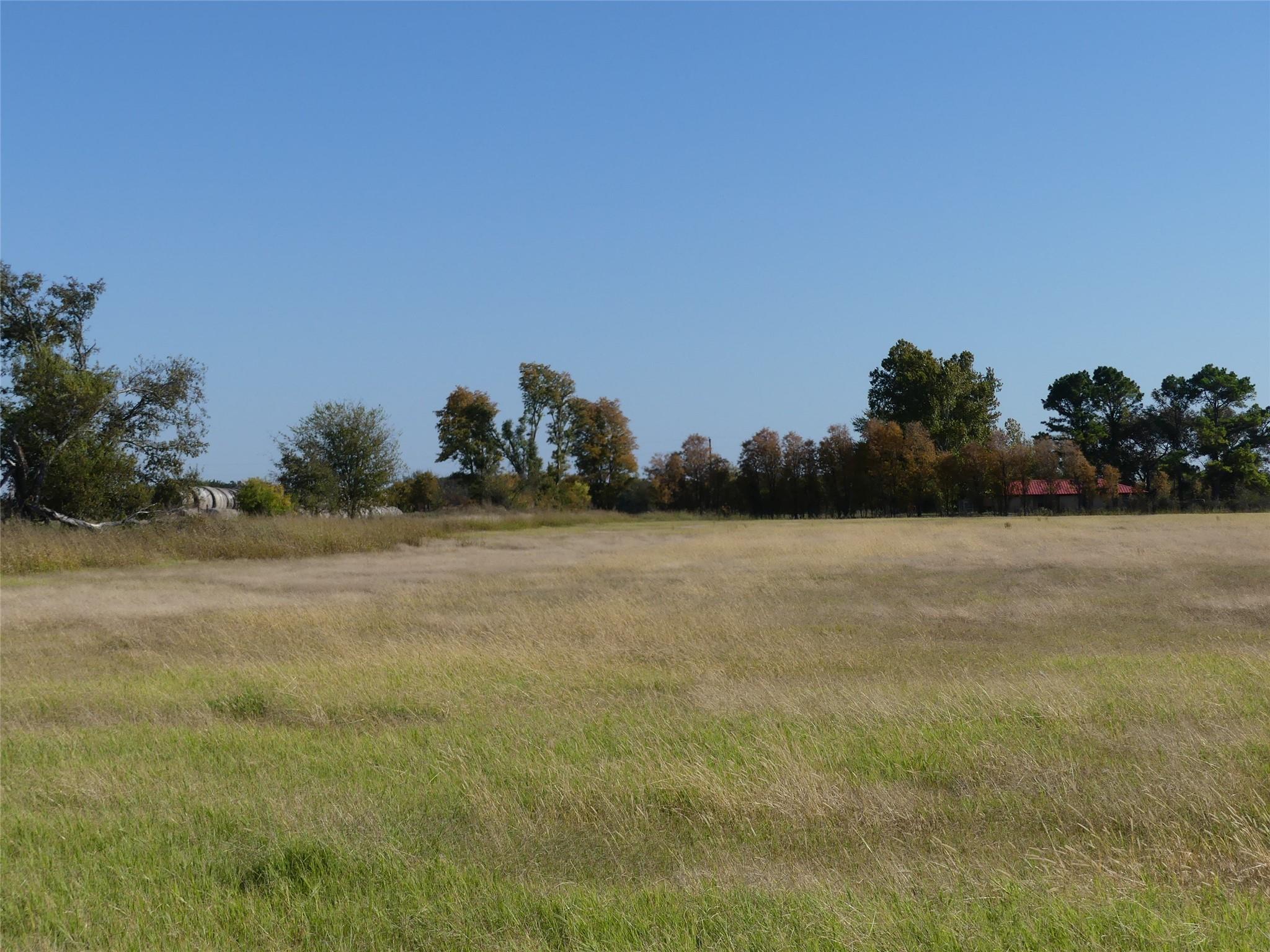 main property photo 28