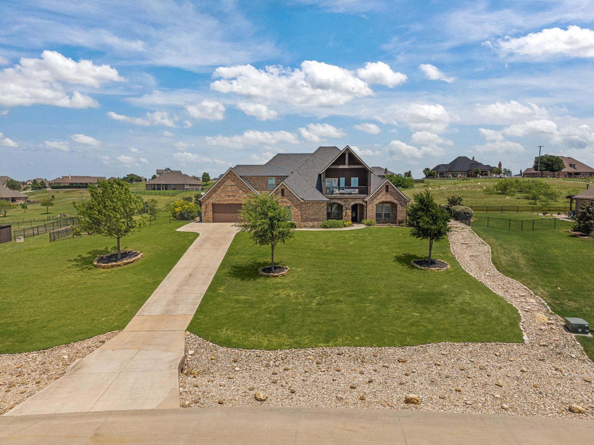 main property photo 35