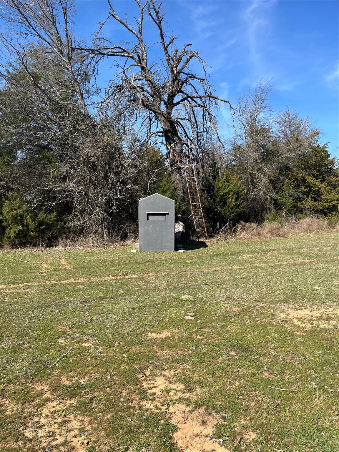 main property photo 7
