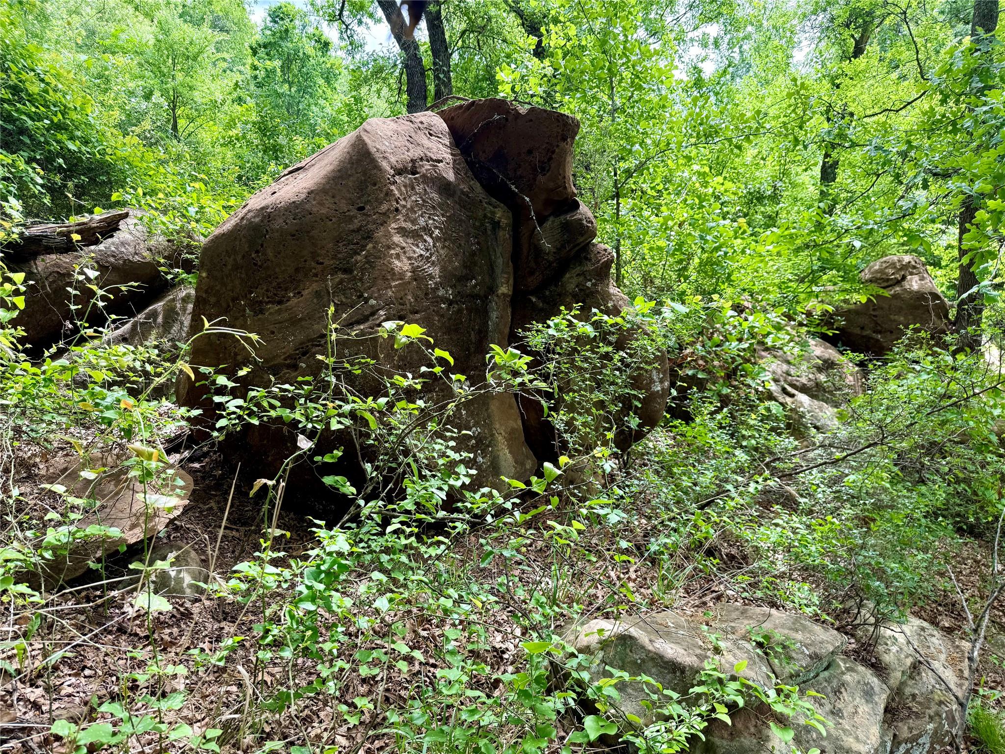 main property photo 12