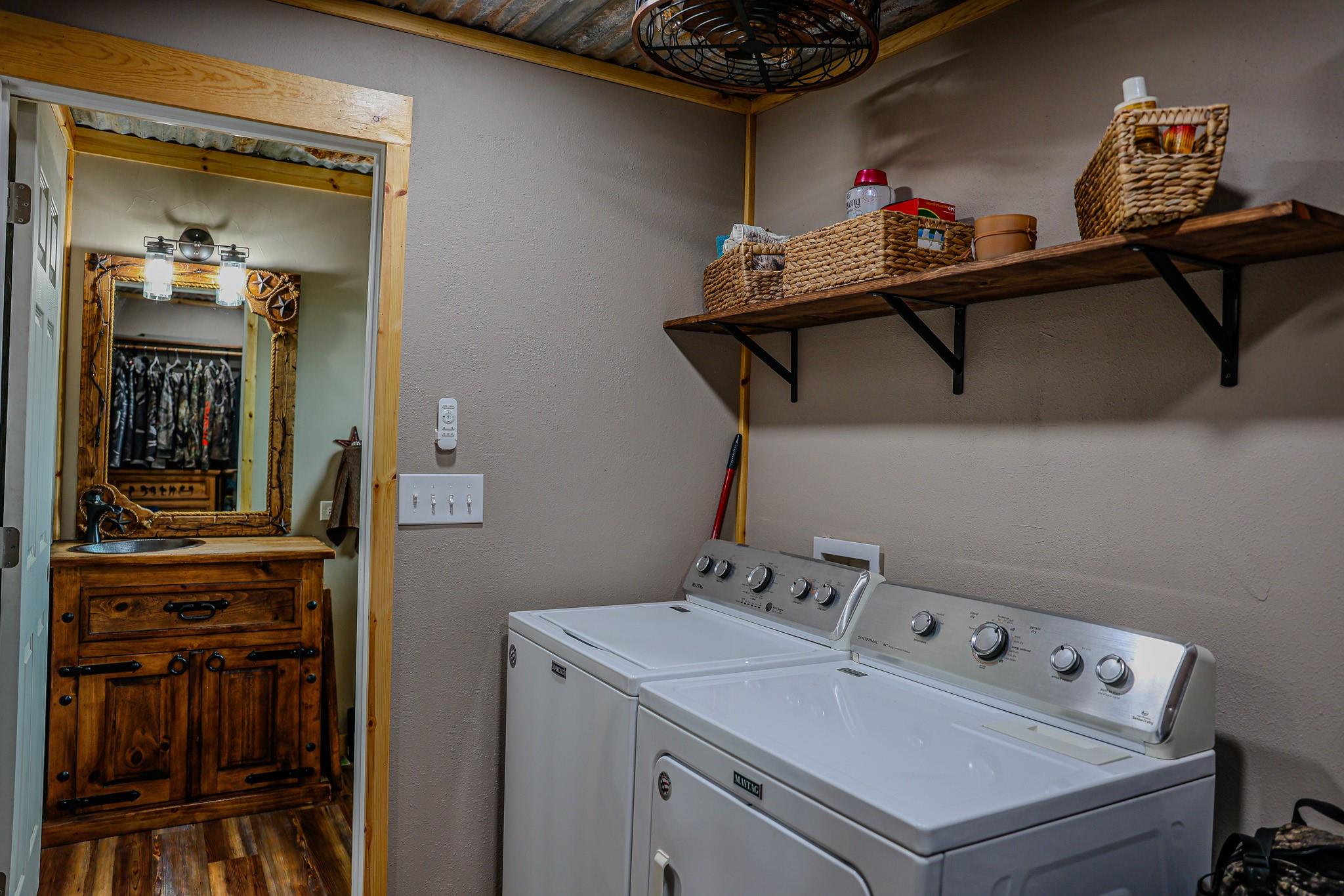 main property photo 7