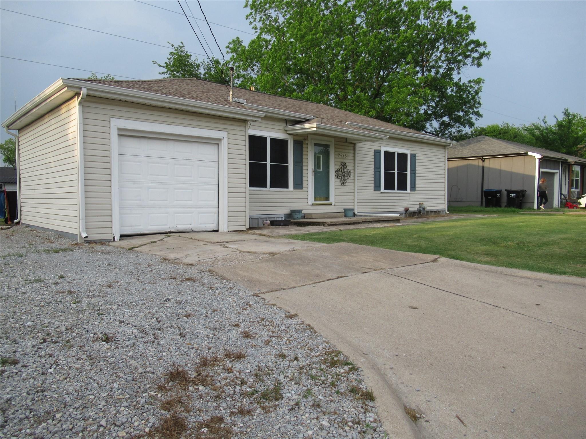 main property photo 1