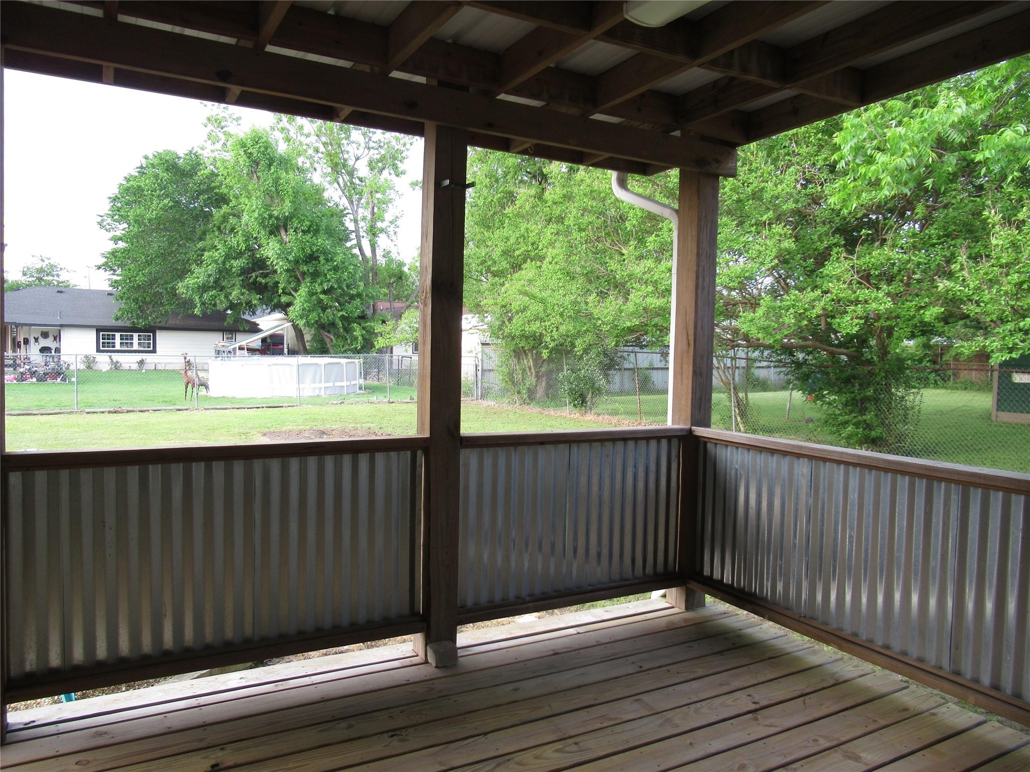 main property photo 20