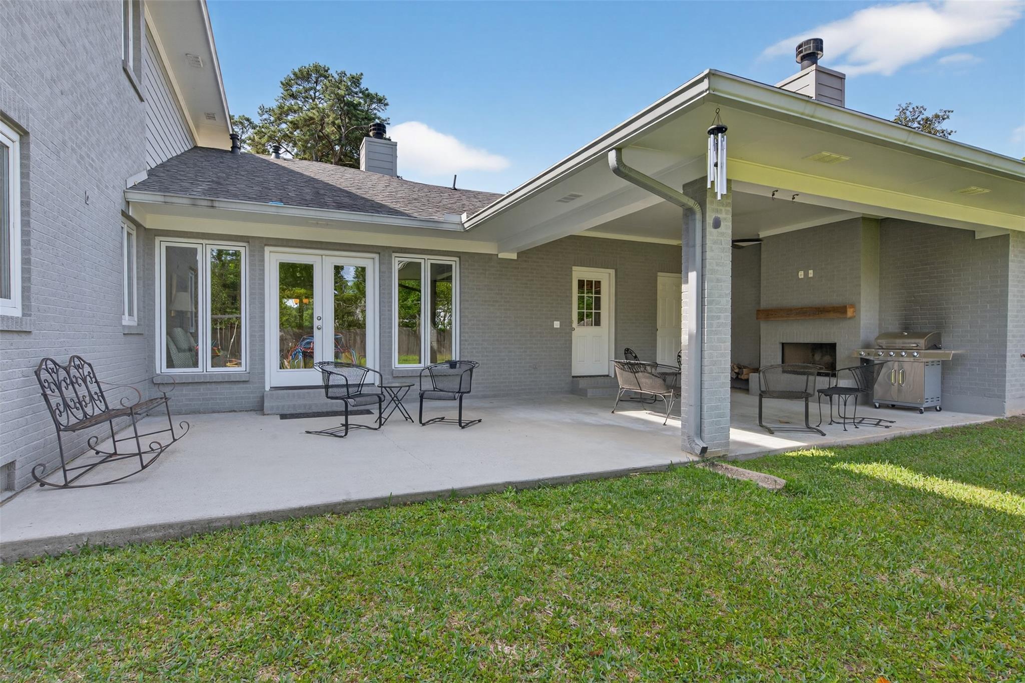 main property photo 33