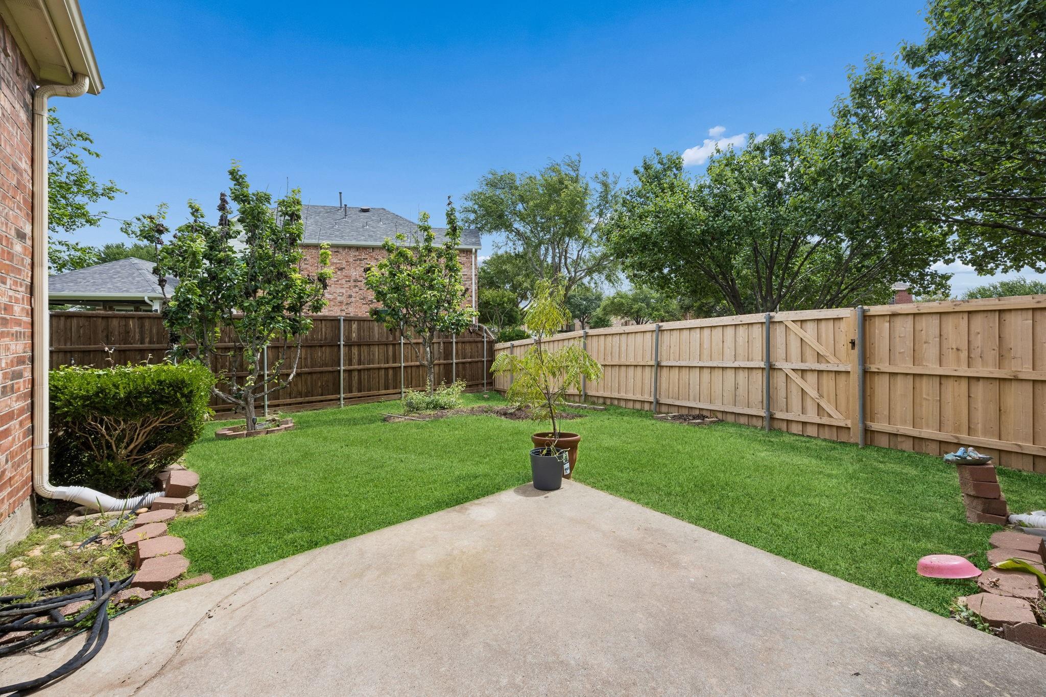 main property photo 32