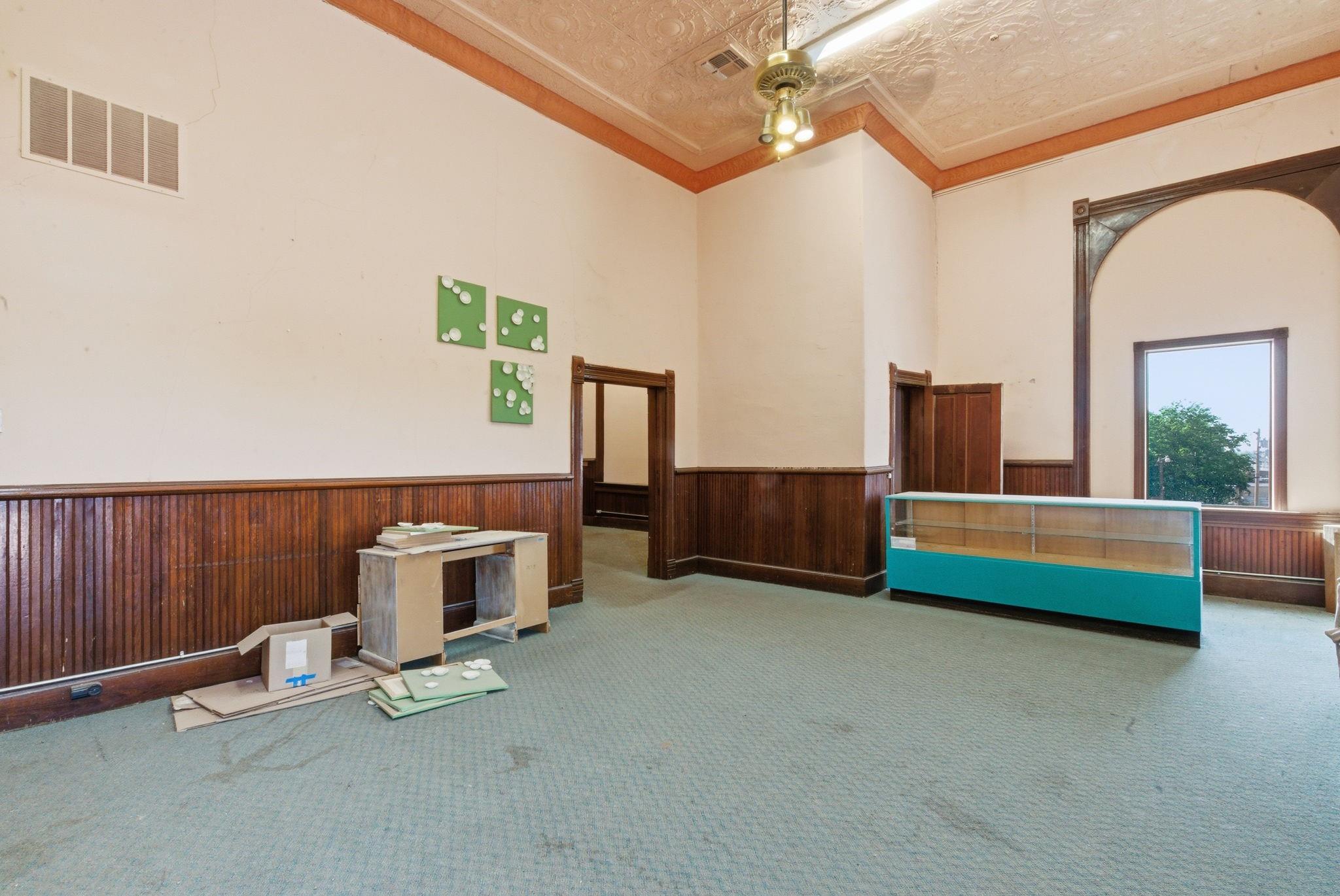 main property photo 29