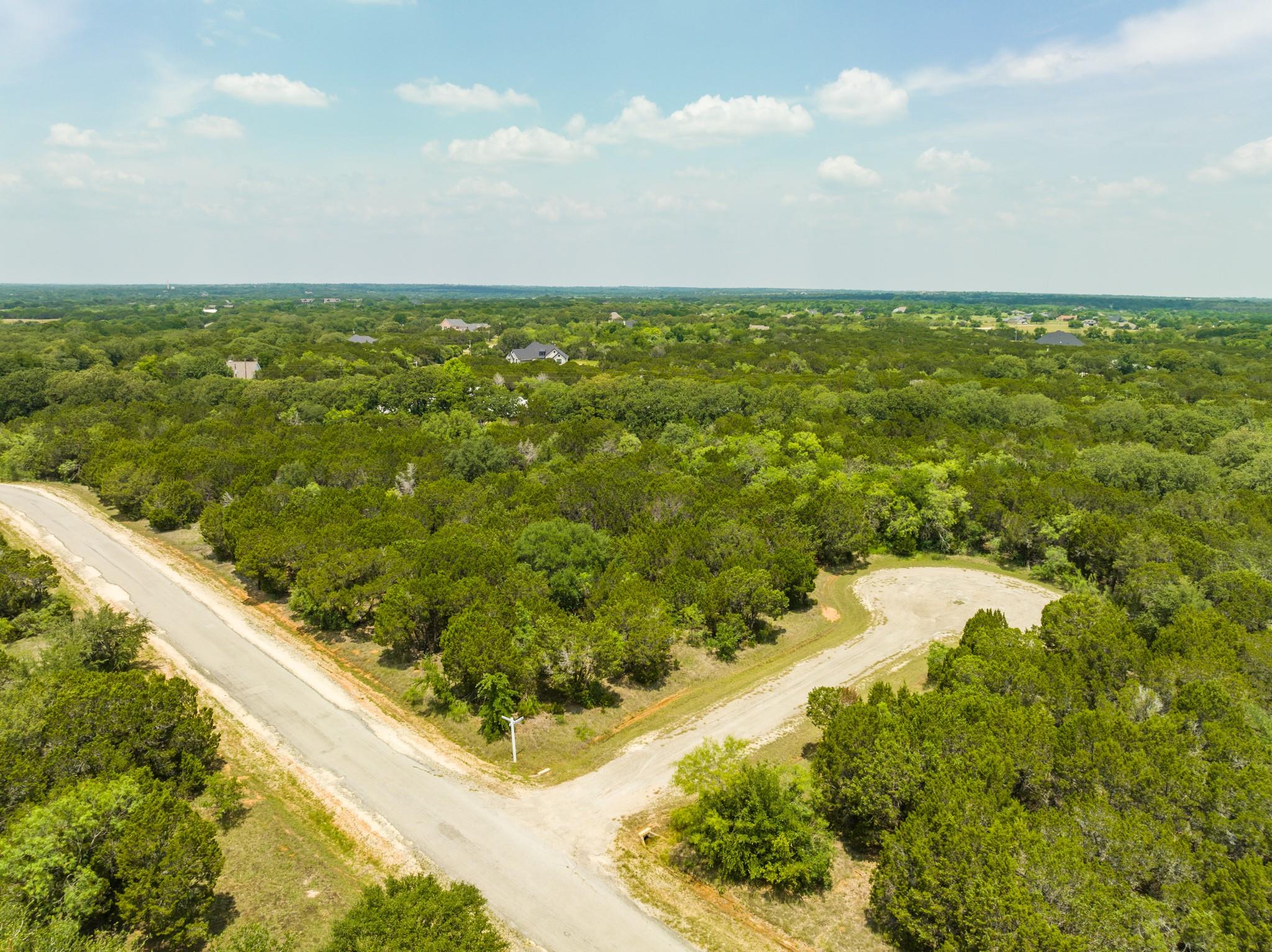 main property photo 16